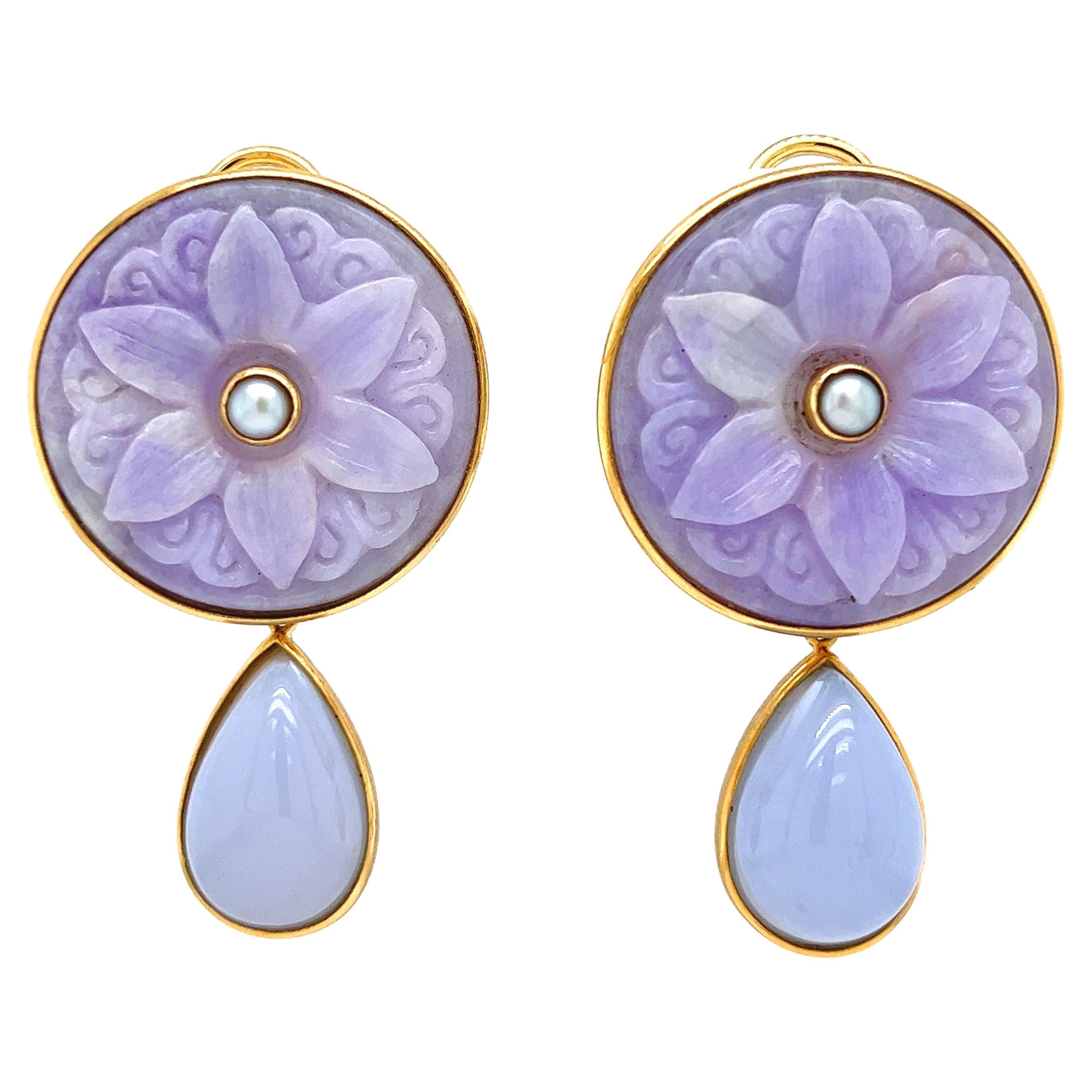 18K Yellow Gold Carved Lavender Jade Chalcedony Two Piece Drop Earrings For Sale
