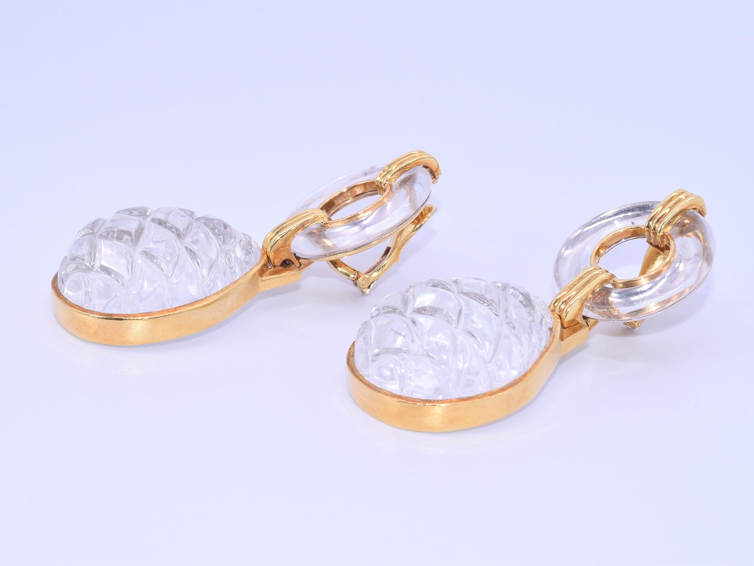 18 Karat Yellow Gold Carved Rock Crystal Drop Earrings by David Webb In Good Condition In New York, NY