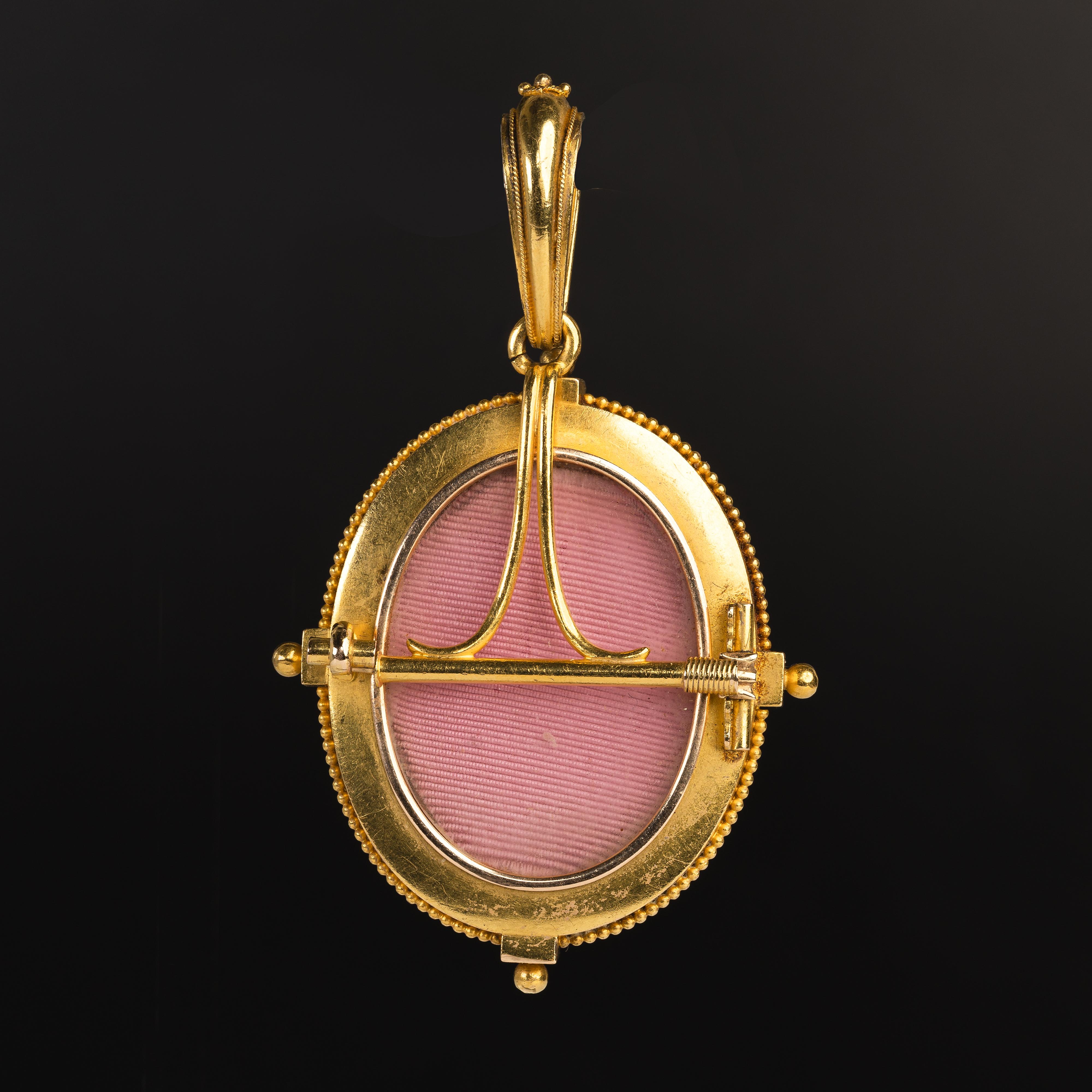 Women's or Men's 18k Yellow Gold Carved Shell Cameo Decorated Locket Pendant For Sale