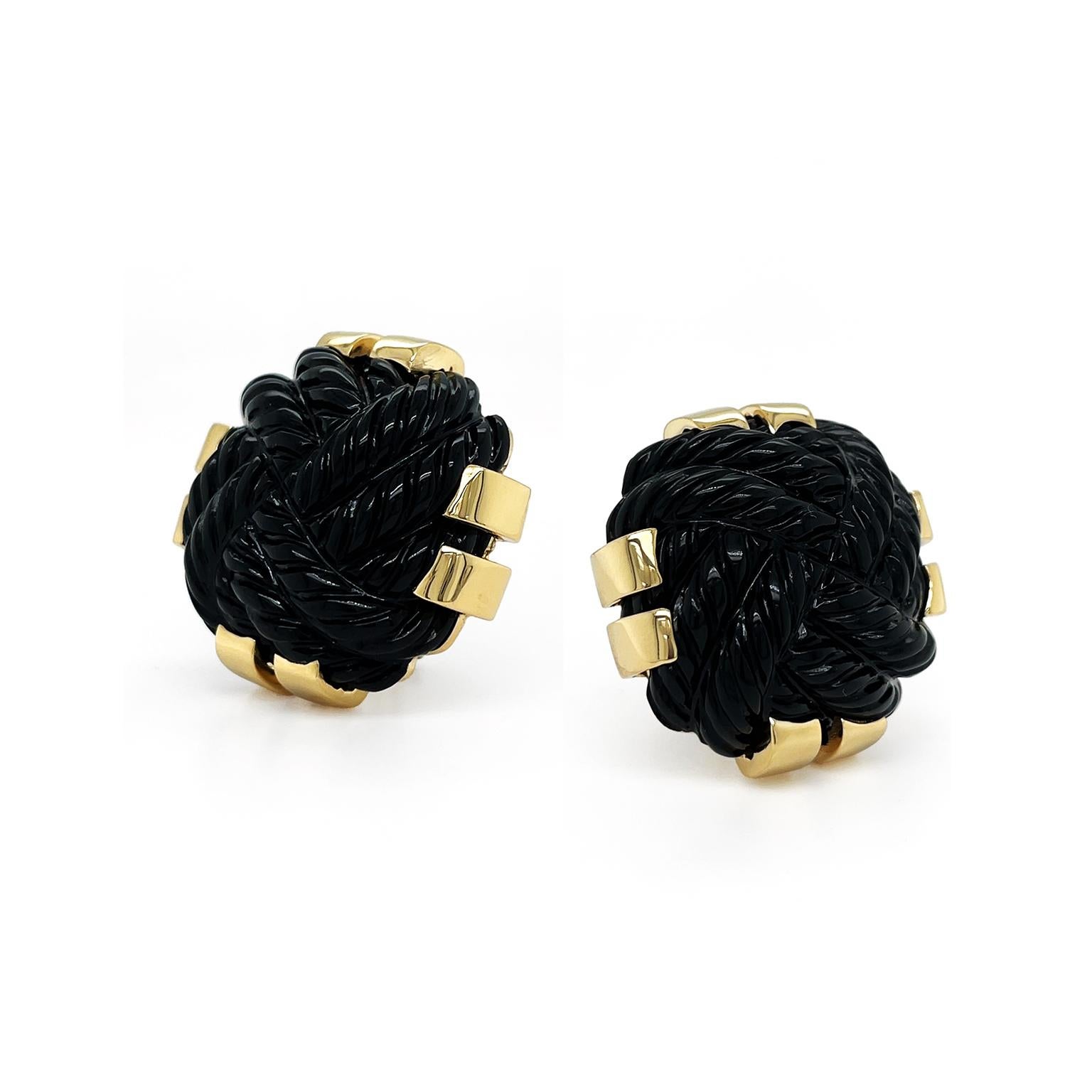 Mixed Cut 18K Yellow Gold Carved Square Black Onyx Earrings For Sale