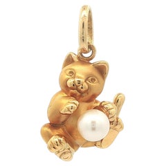 18k Yellow Gold Cat Kitten Playing w/ Pearl Ball Matte Puffed Charm Pendant