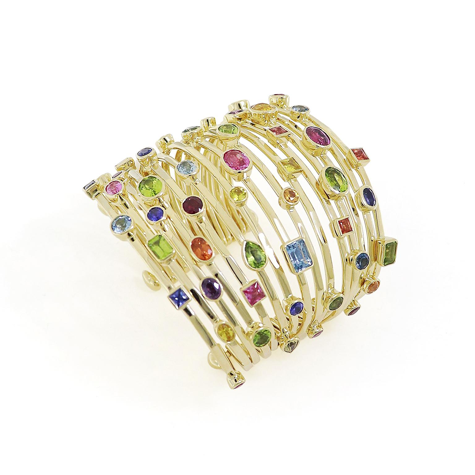 Taille ronde Bracelet Cha multicolore en or jaune 18 carats en vente