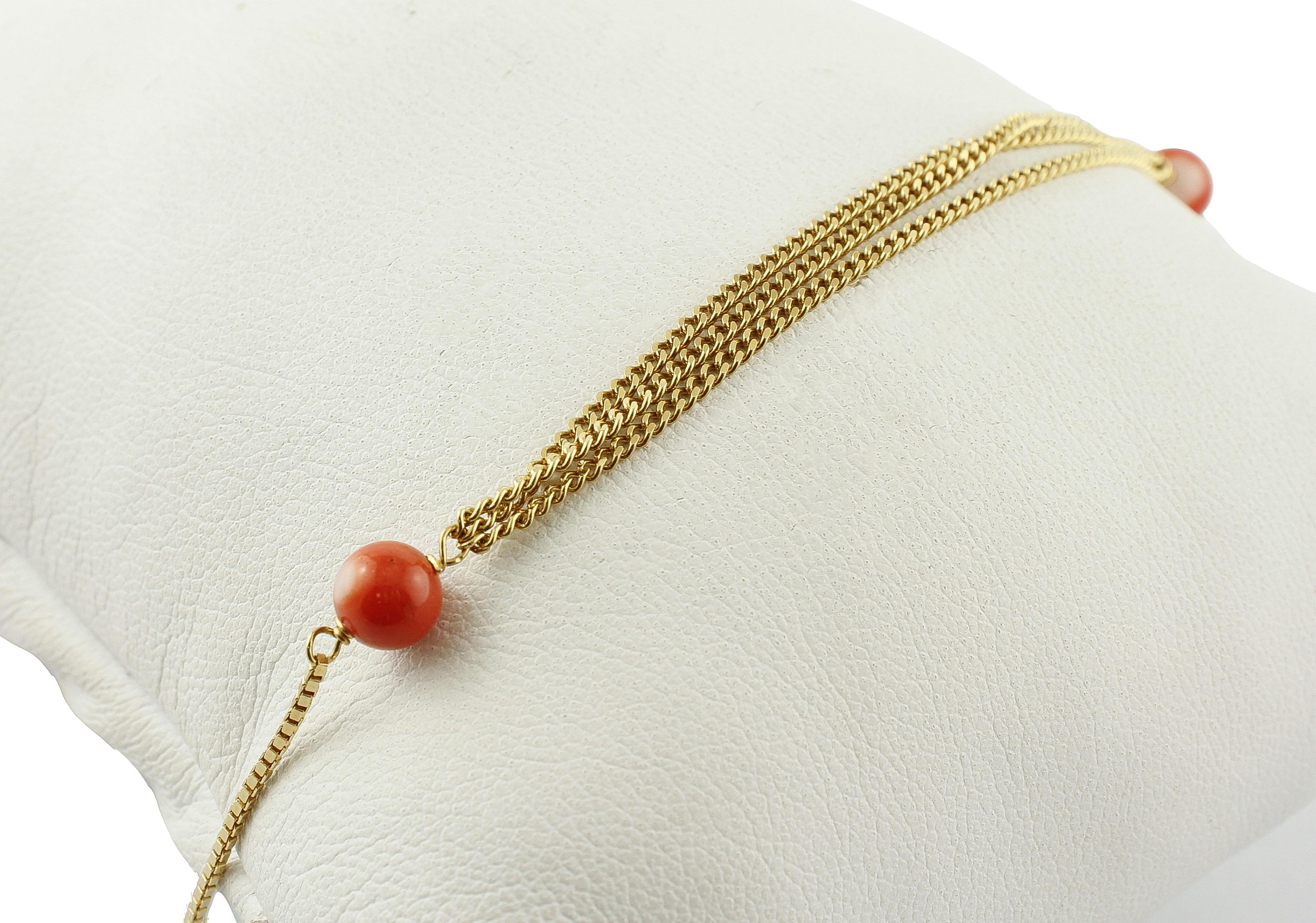 Retro 18 Karat Yellow Gold Chain and Red Spheres Coral Retrò Necklace