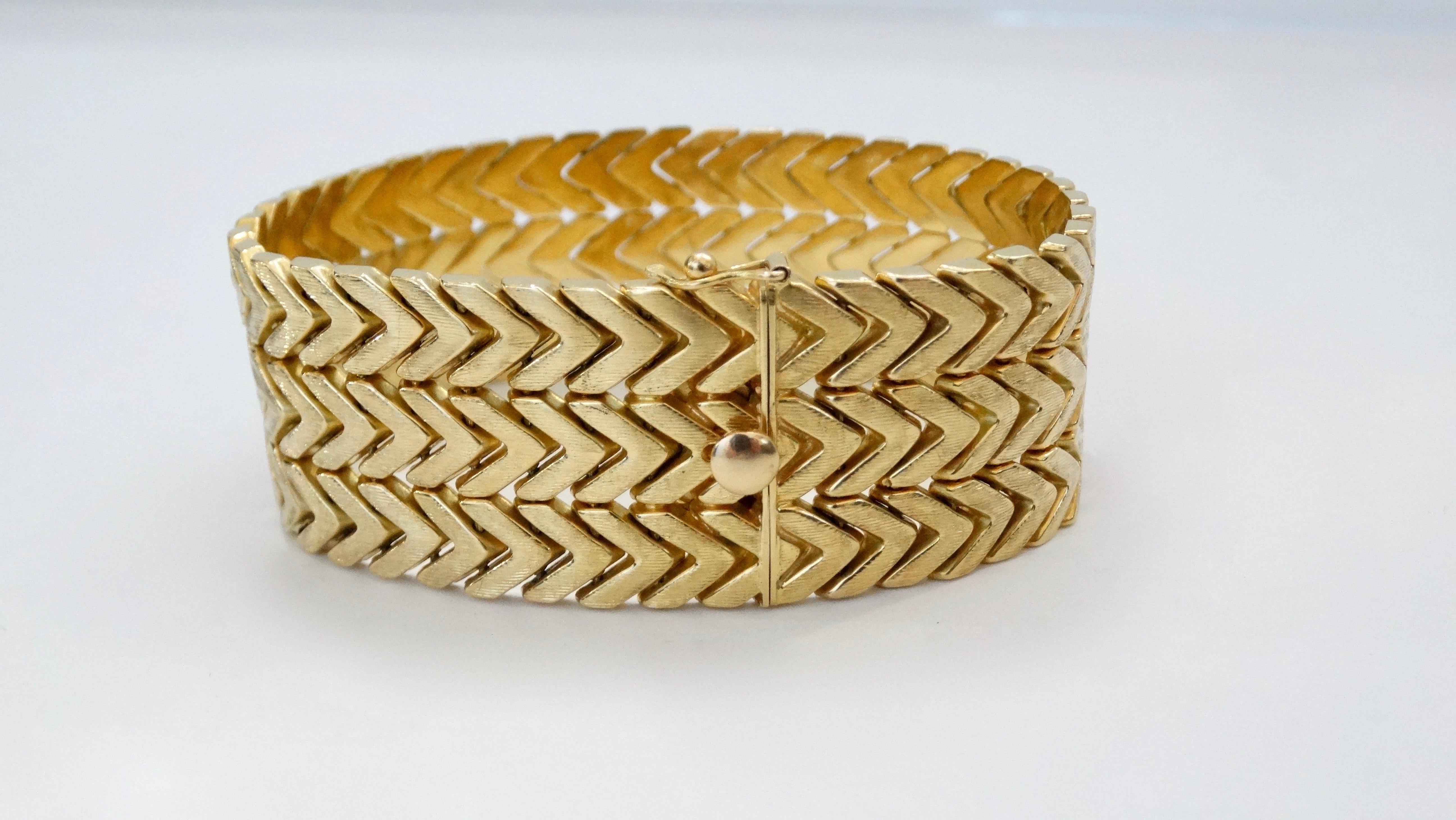 Women's or Men's Gold Bracelet Chevron Pattern 