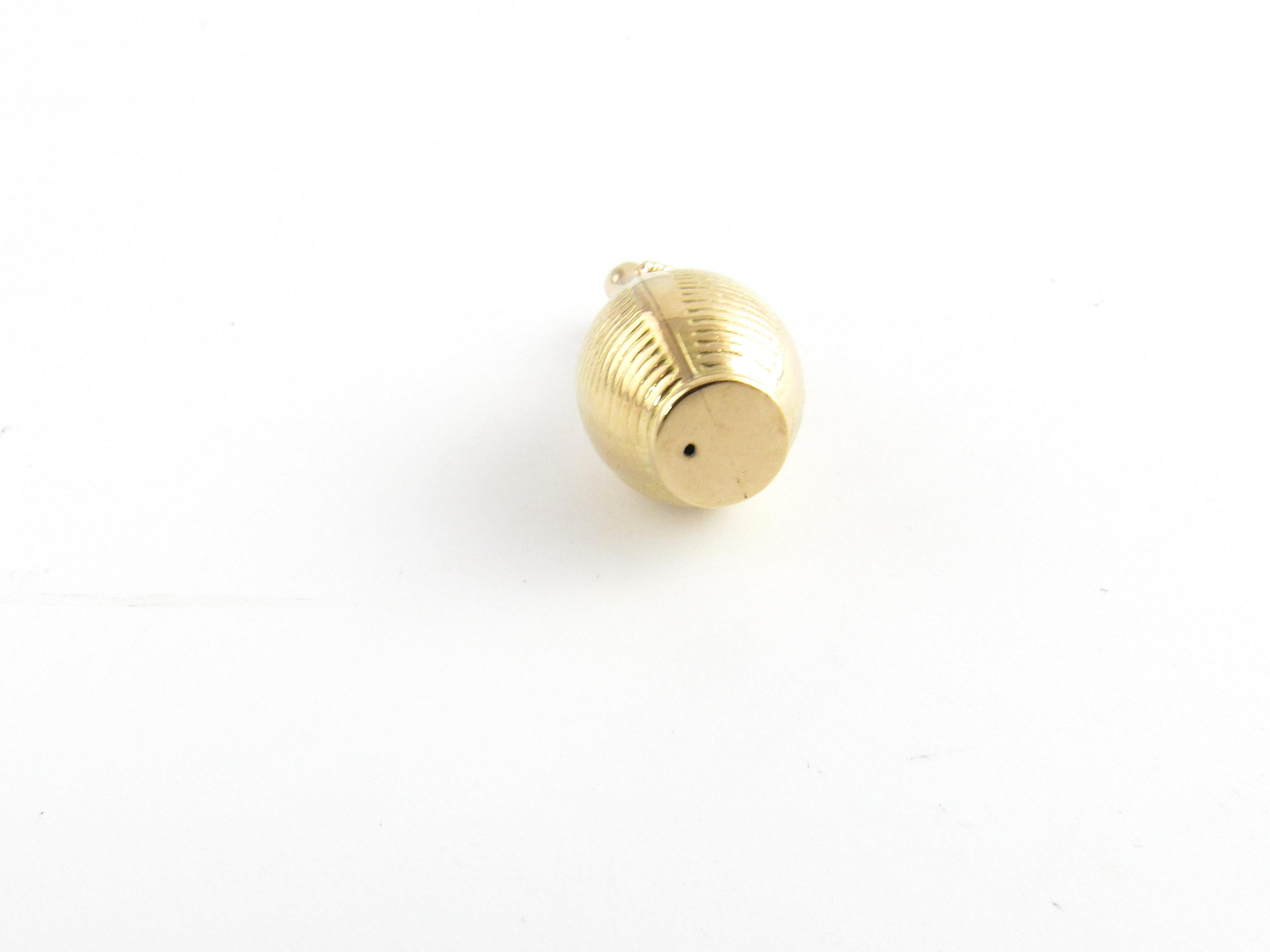 18K Yellow Gold Chianti Bottle Charm 1