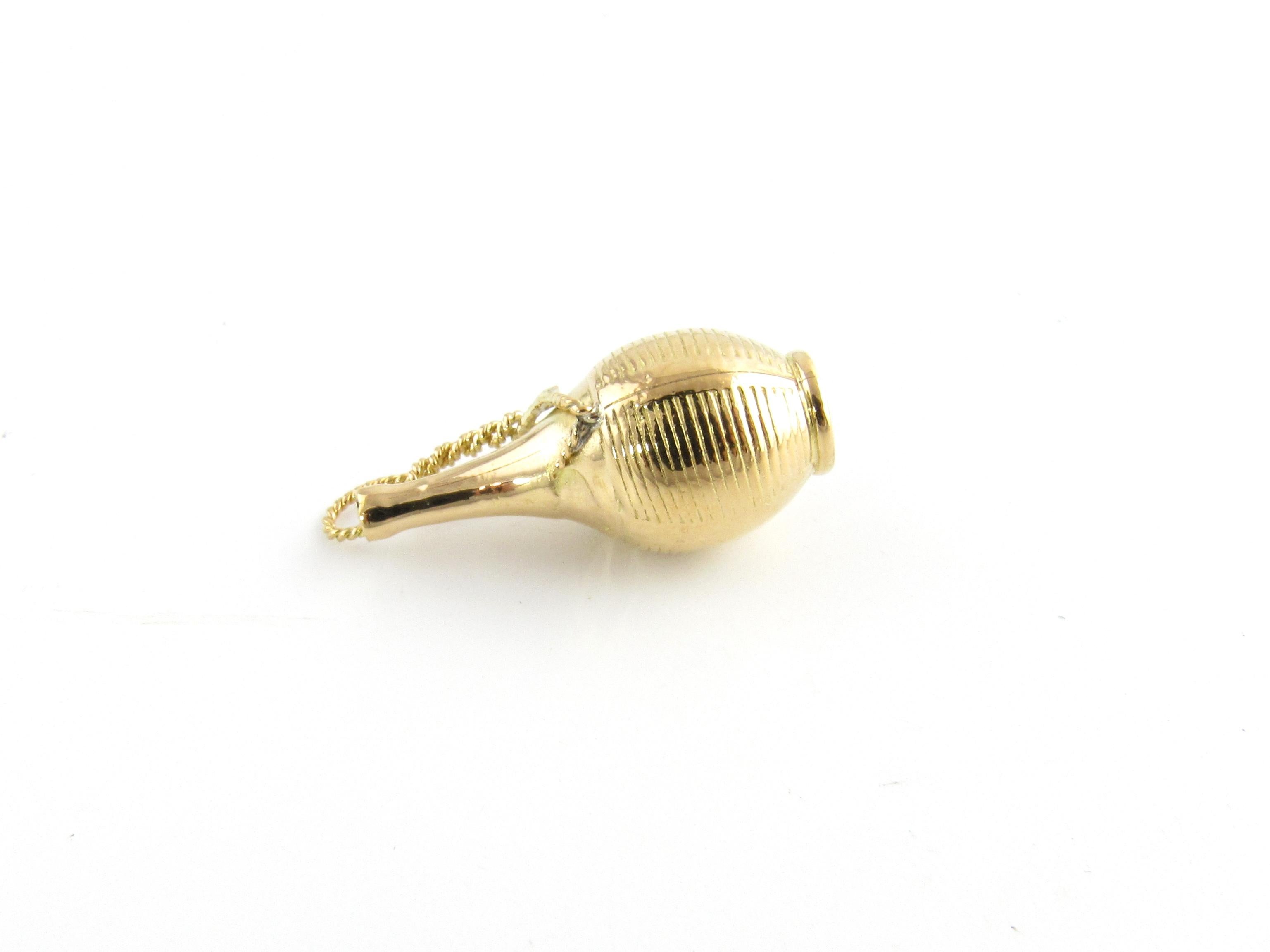 18K Yellow Gold Chianti Bottle Charm 2