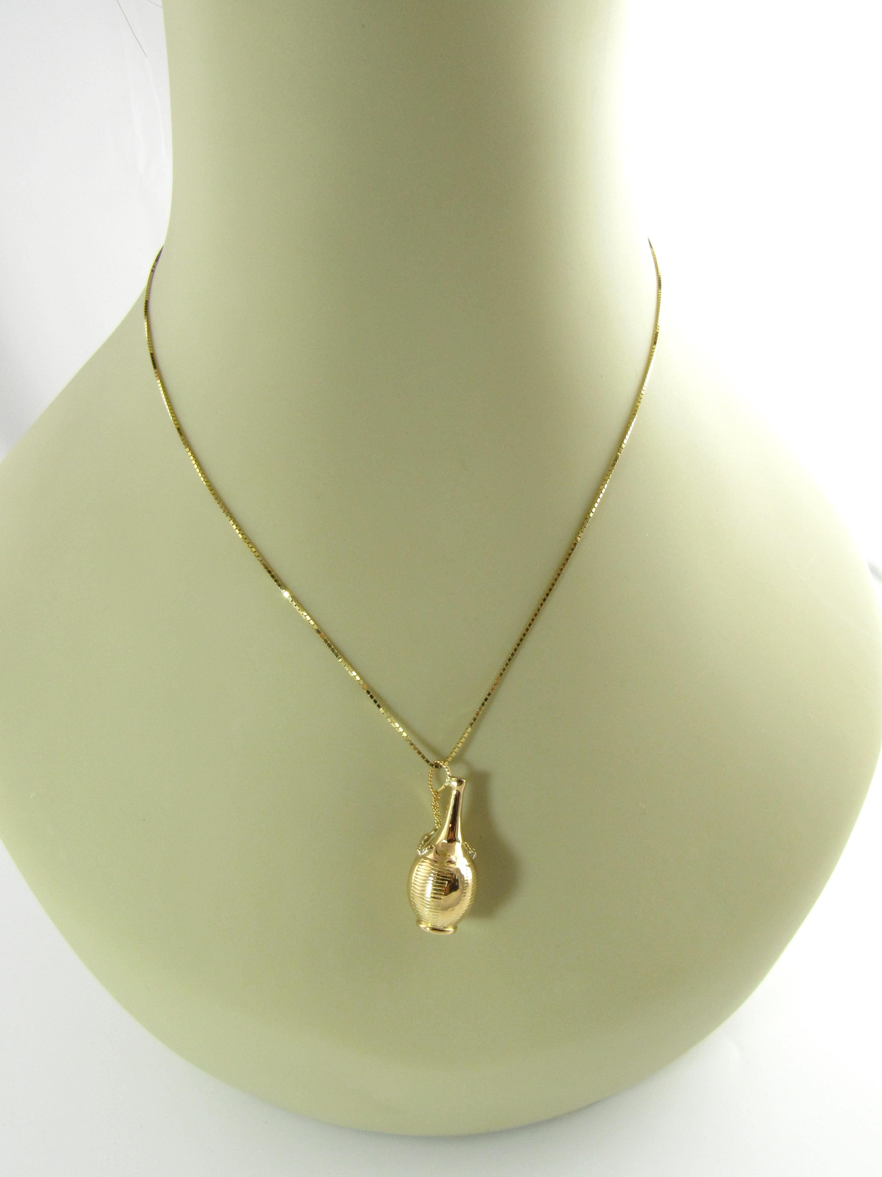 18K Yellow Gold Chianti Bottle Charm 5