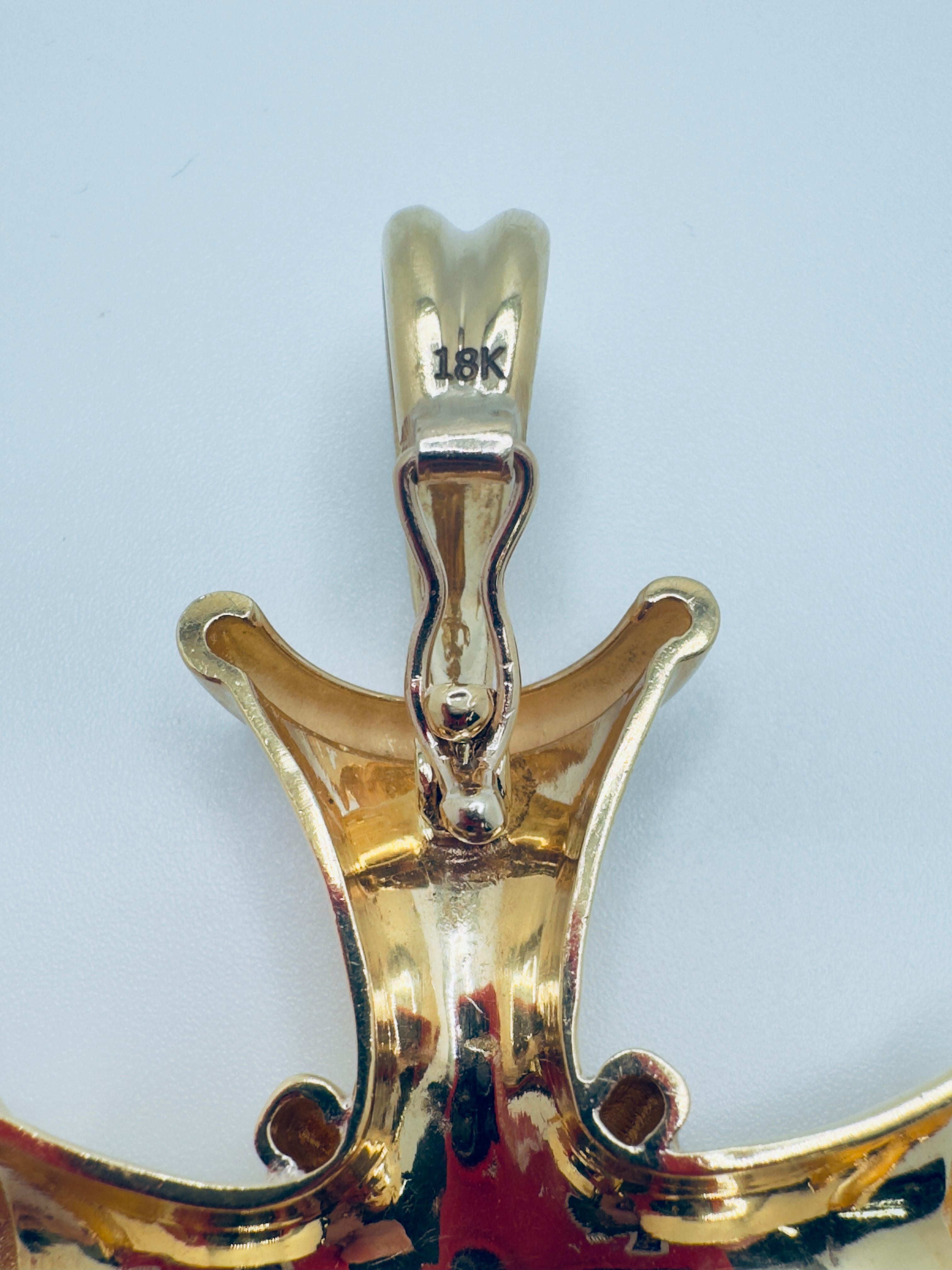 Cruz Francesa de la Fe Cristiana de Oro Amarillo de 18K en venta 4
