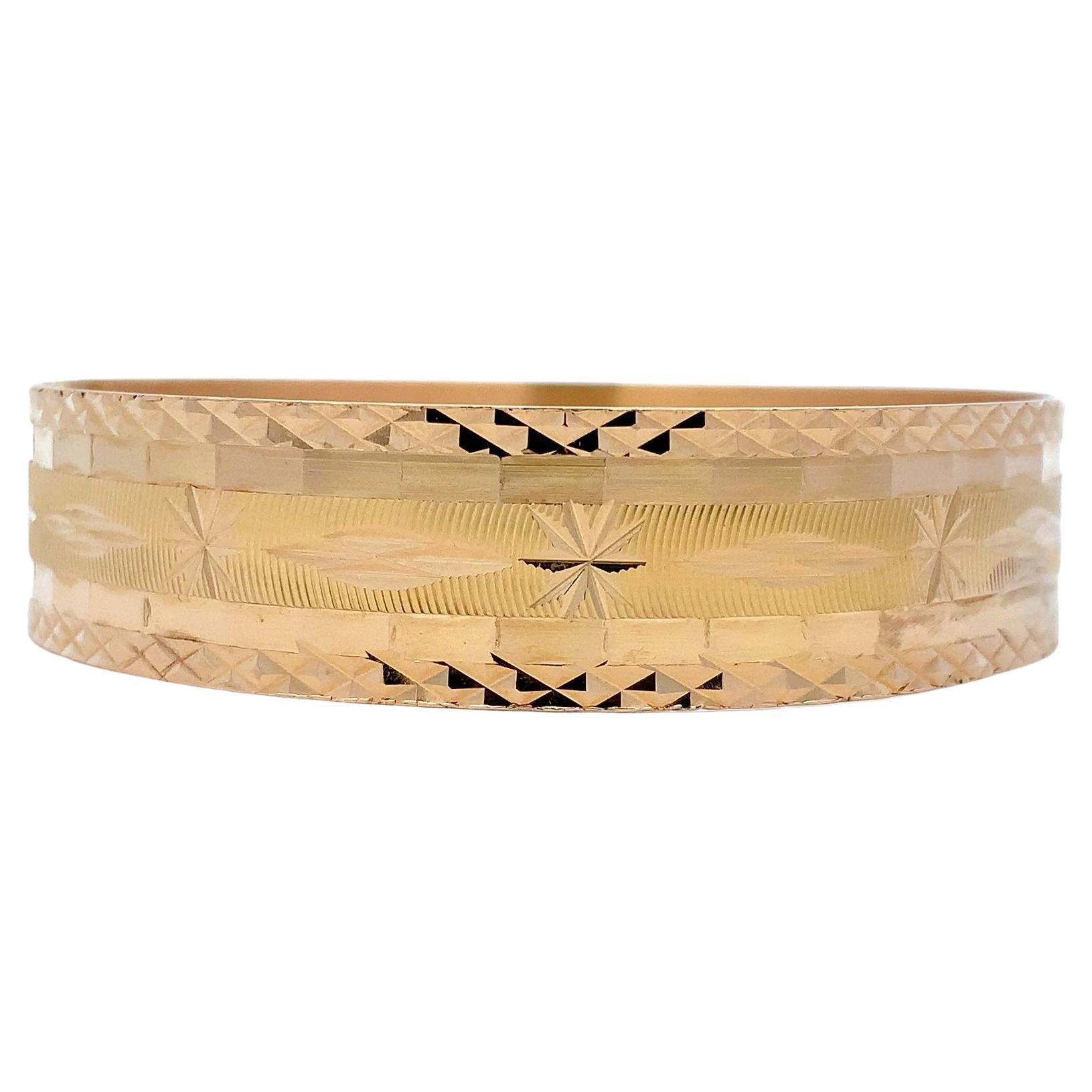 18k Yellow gold chunky cuff bangle bracelet For Sale