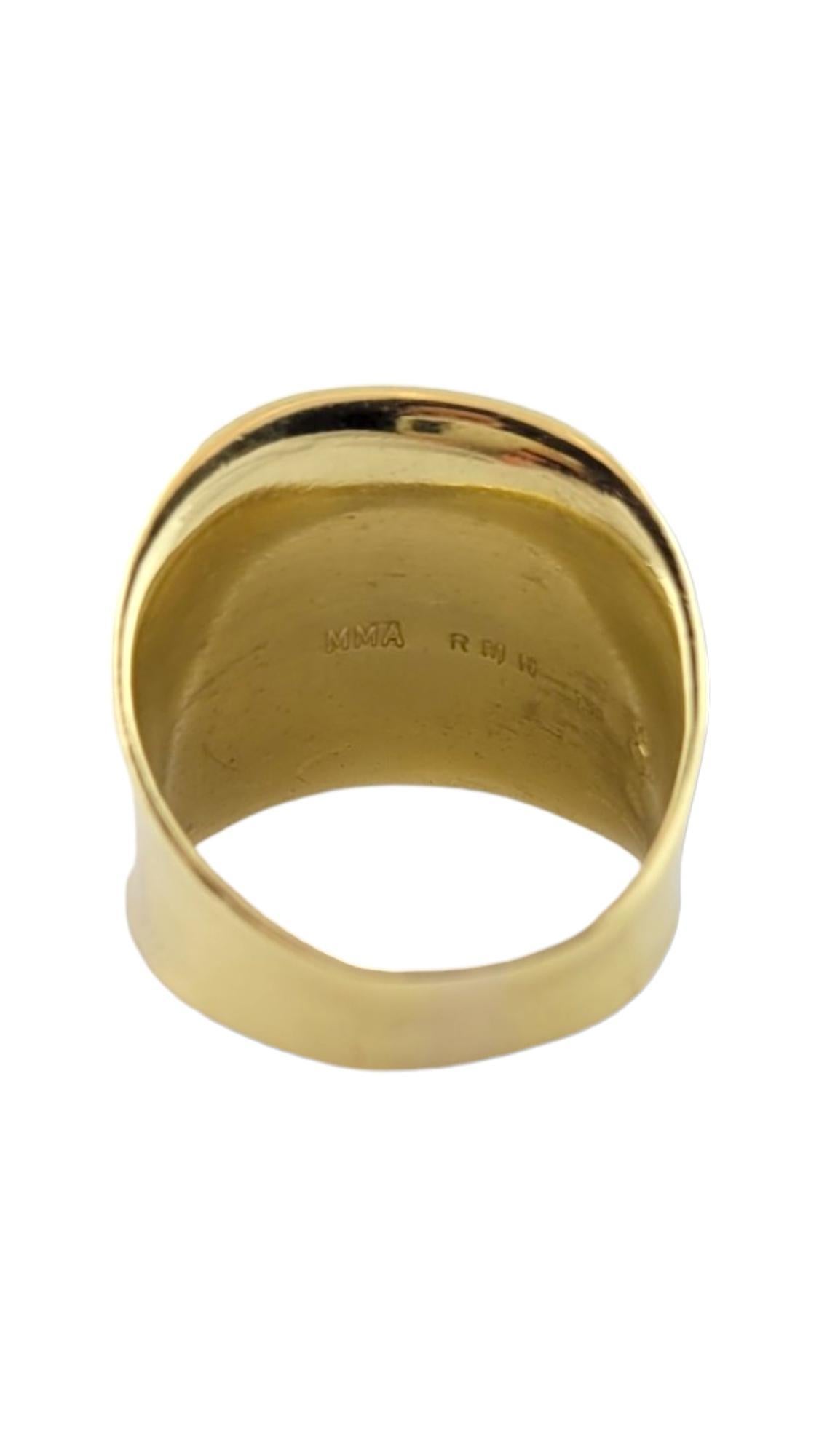 18K Yellow Gold Cigar Band by MMA Size 8.75 #16159 In Good Condition In Washington Depot, CT