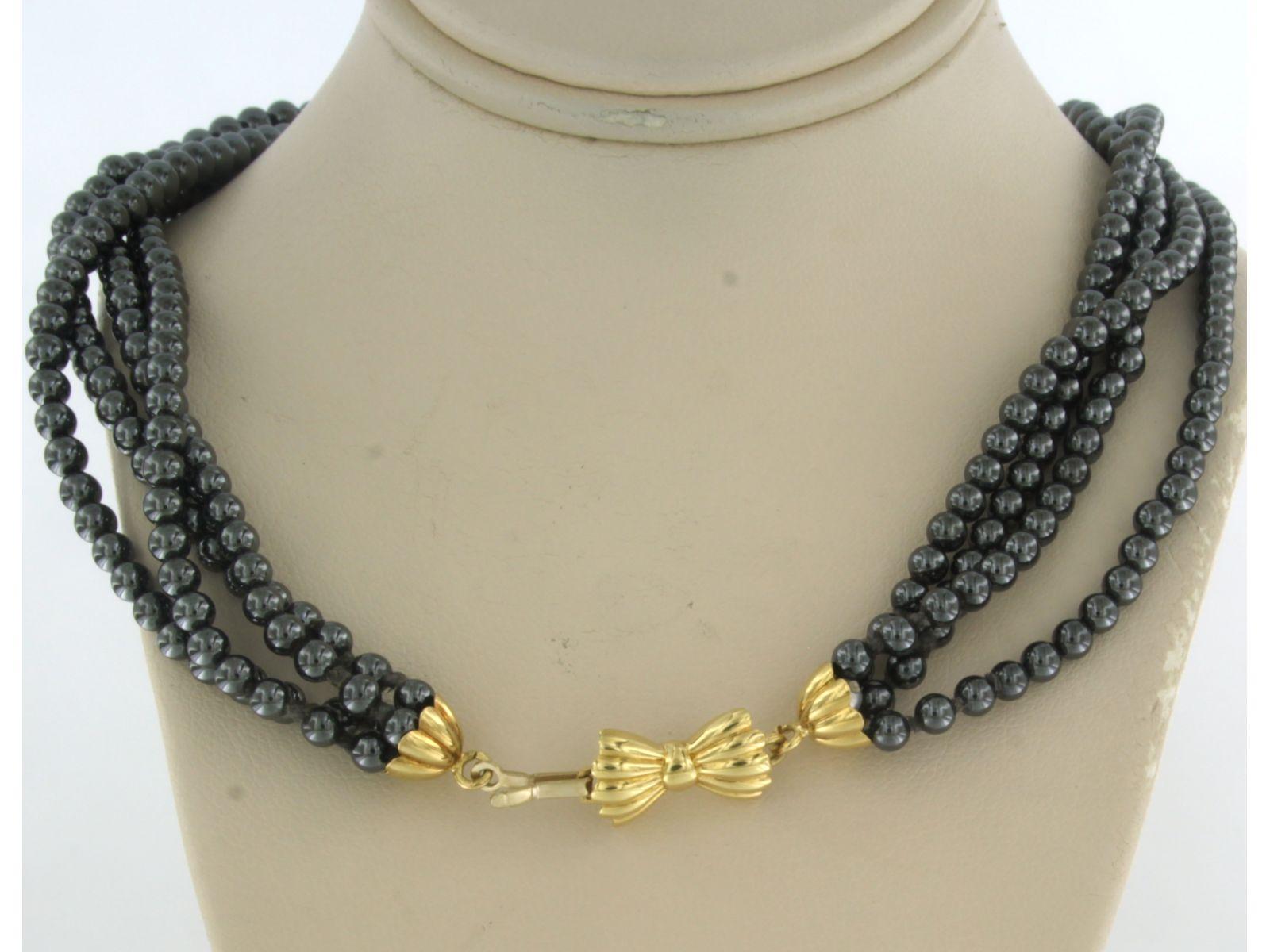 18k yellow gold clasp on a hematite bead necklace - 40 cm long For Sale 1