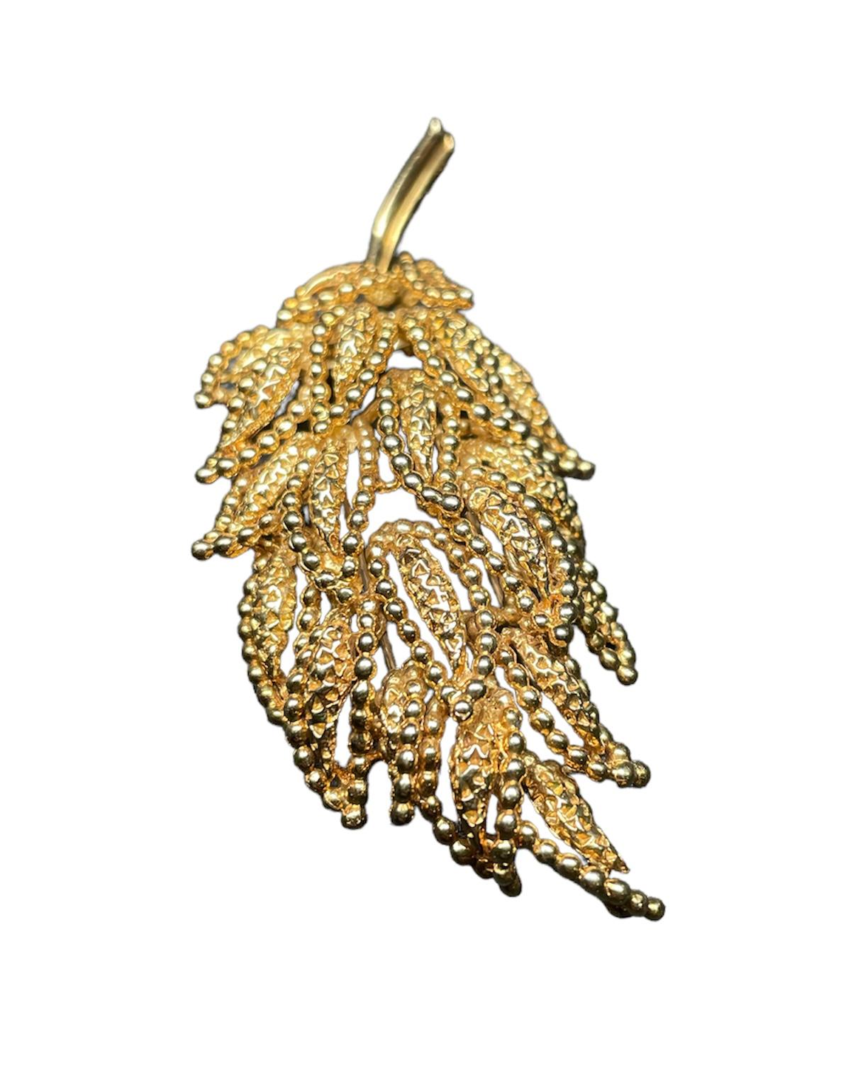 18k Yellow Gold Cluster of Leaves Branch Coat / Hat Brooch For Sale 1