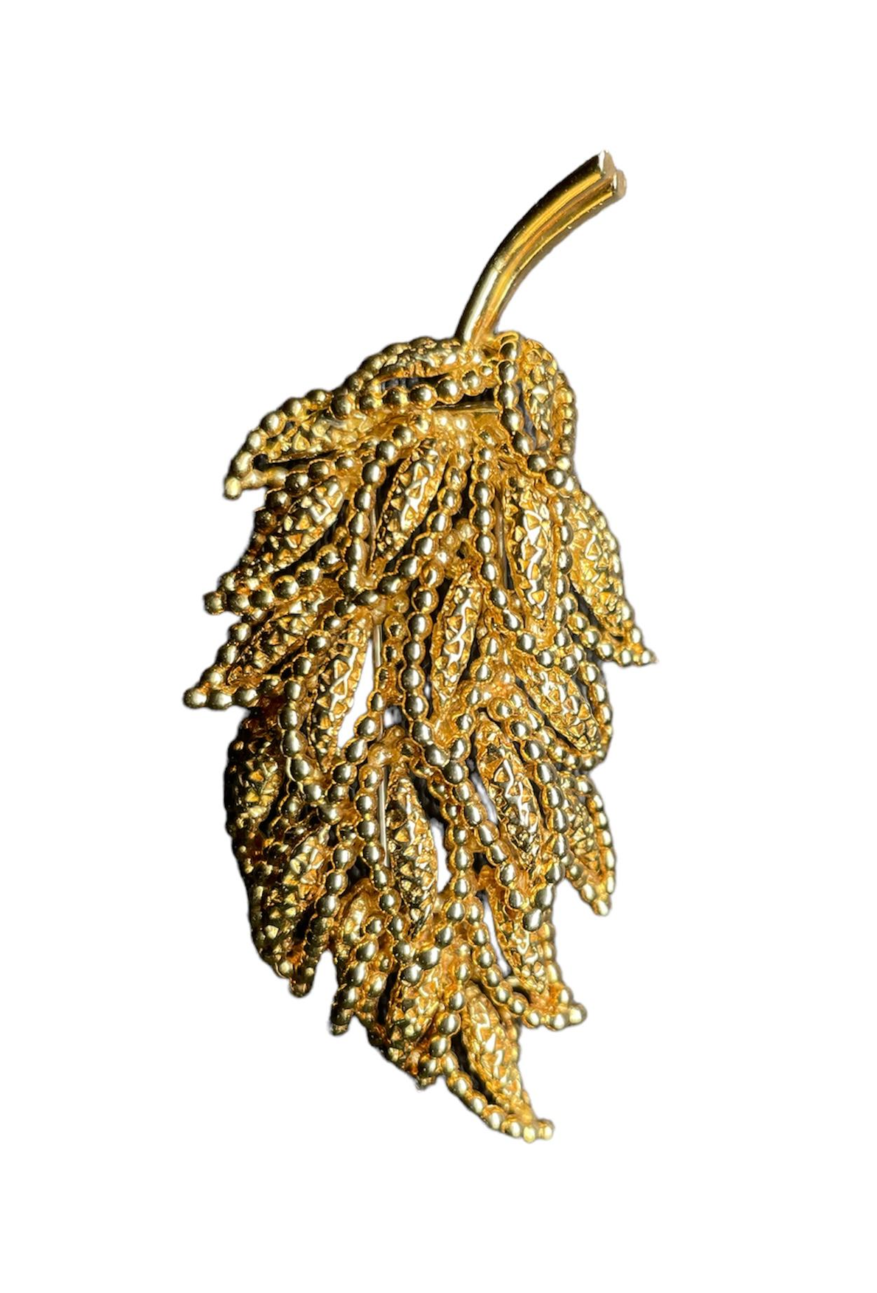18k Yellow Gold Cluster of Leaves Branch Coat / Hat Brooch For Sale 3