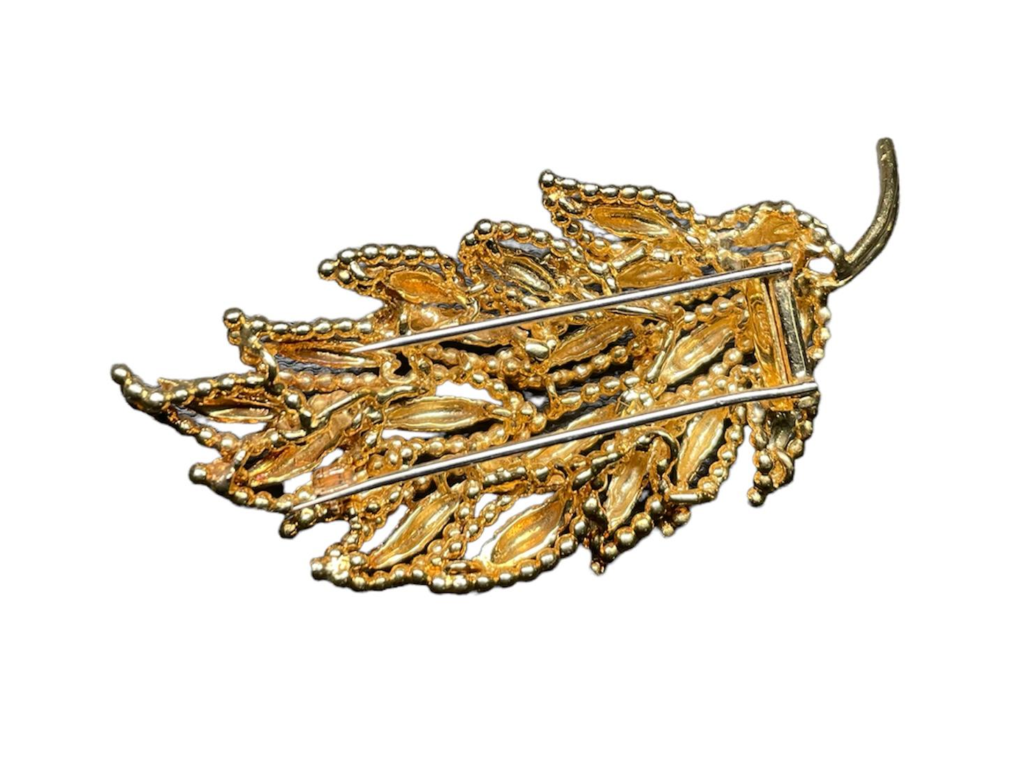 18k Yellow Gold Cluster of Leaves Branch Coat / Hat Brooch For Sale 4