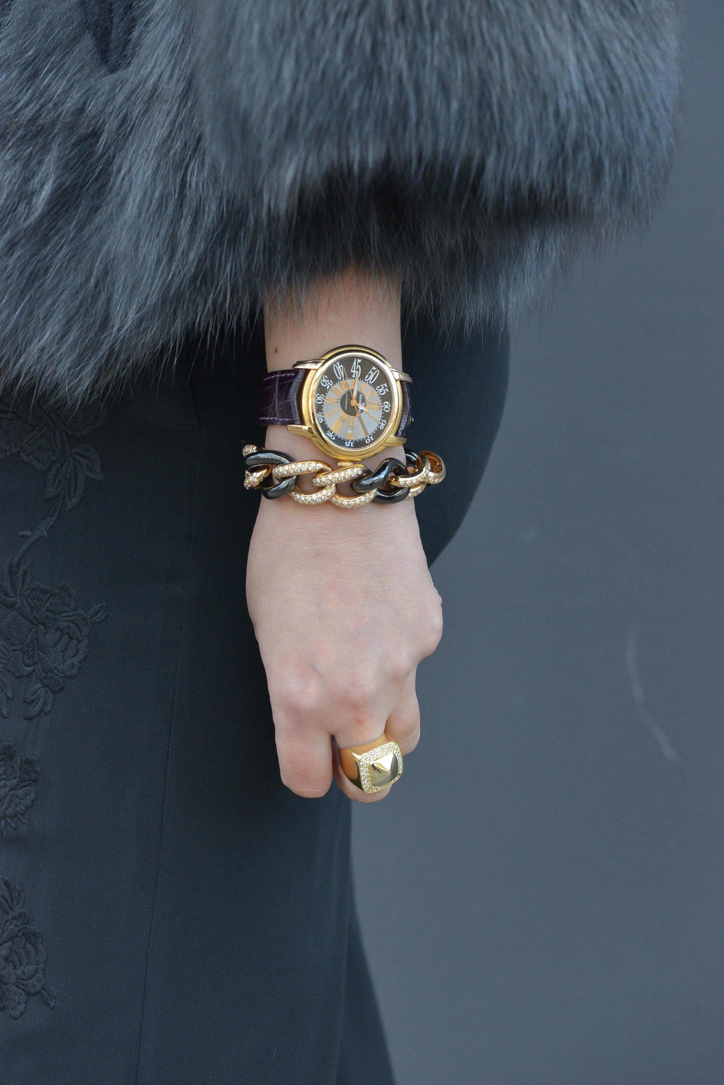 Bague de cocktail en or jaune 18k avec diamants Pour femmes en vente