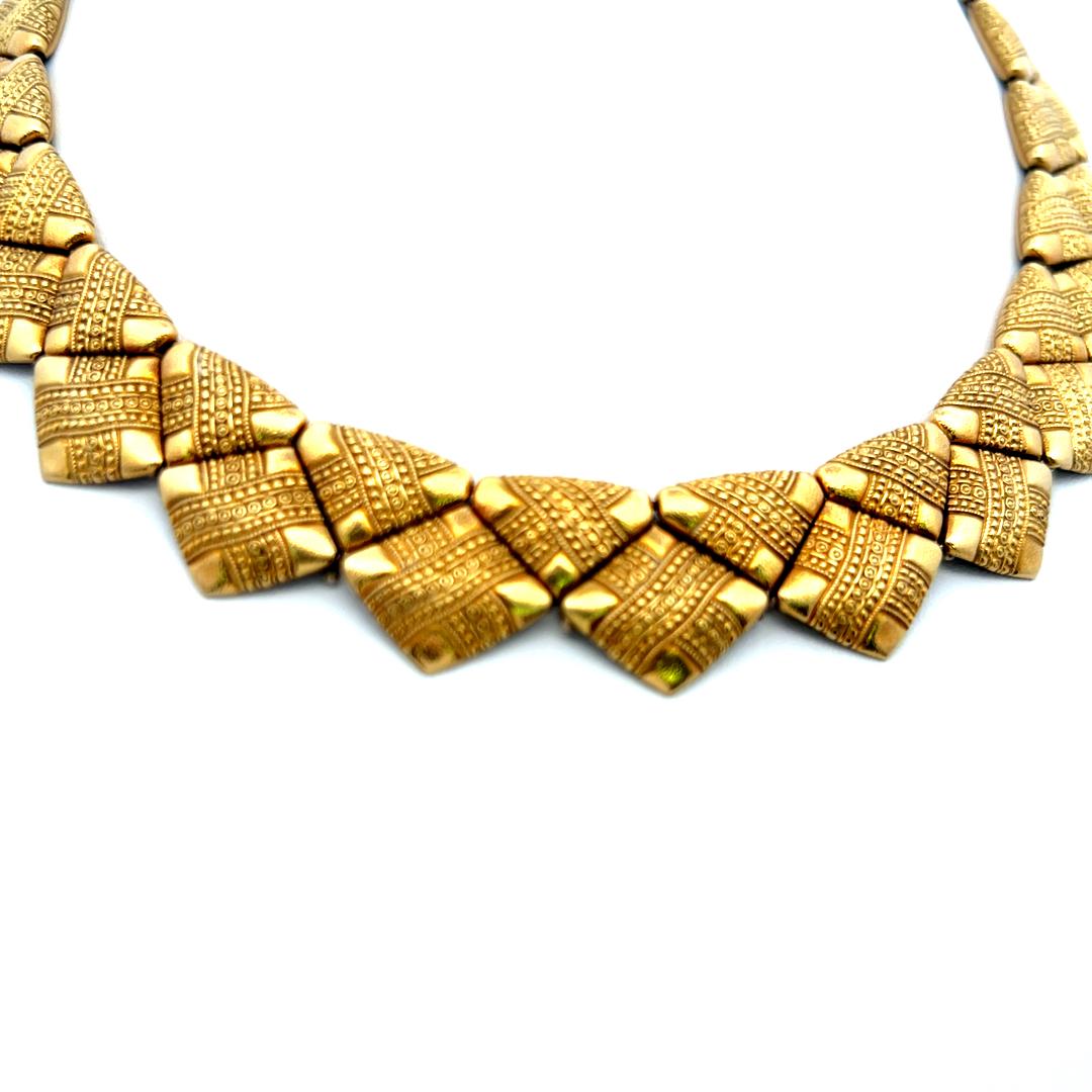 Donna Collana in oro giallo 18K 0,10ct G VS Diamond Textured Link Design in vendita