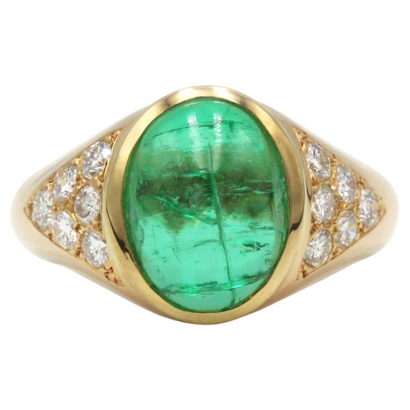 18K Yellow Gold Colombian Emerald Cabochon Ring with Diamonds