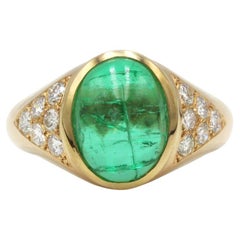 18K Yellow Gold Colombian Emerald Cabochon Ring with Diamonds