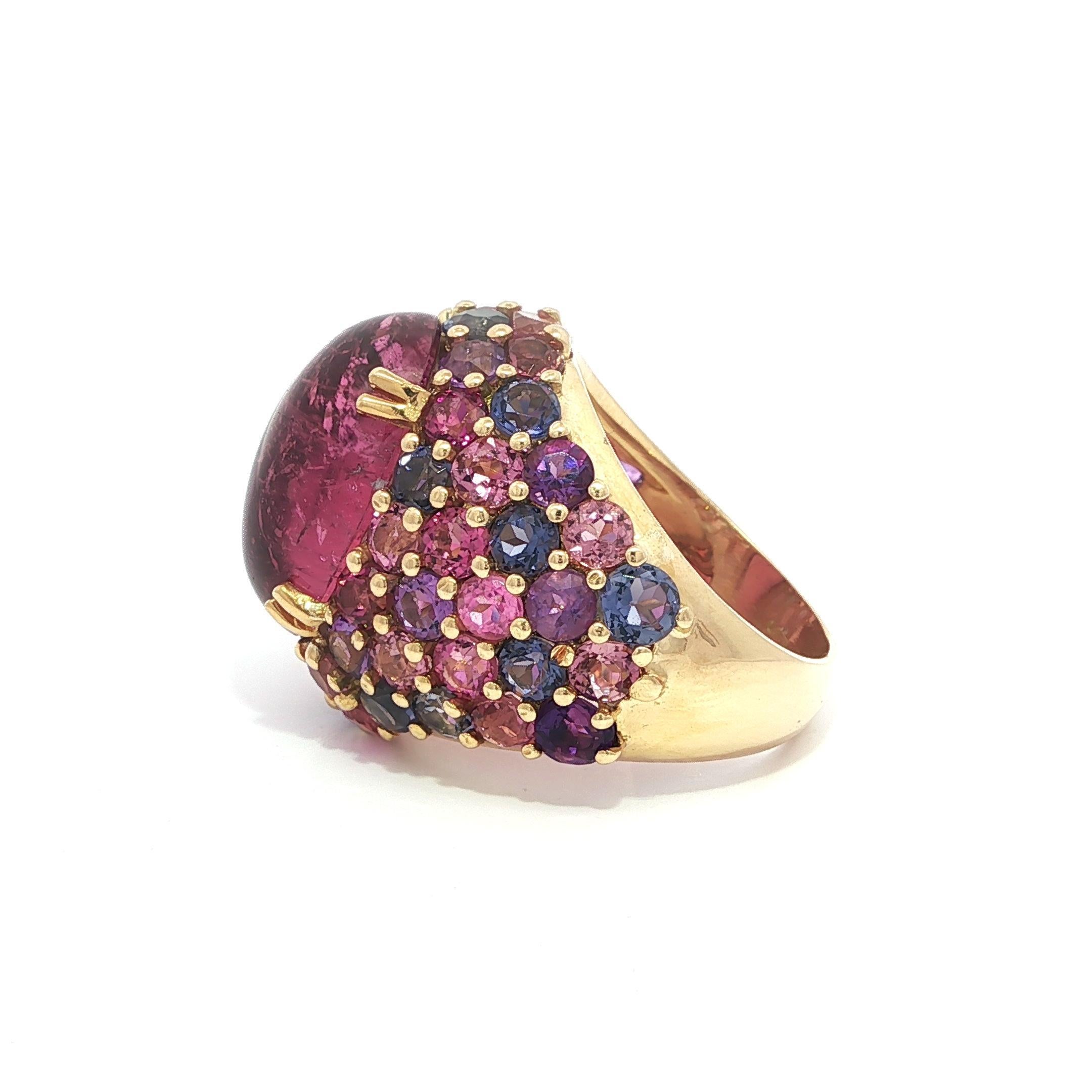 Bague en or jaune 18k Tourmaline colorée avec pierres naturelles roses et violettes en vente 7