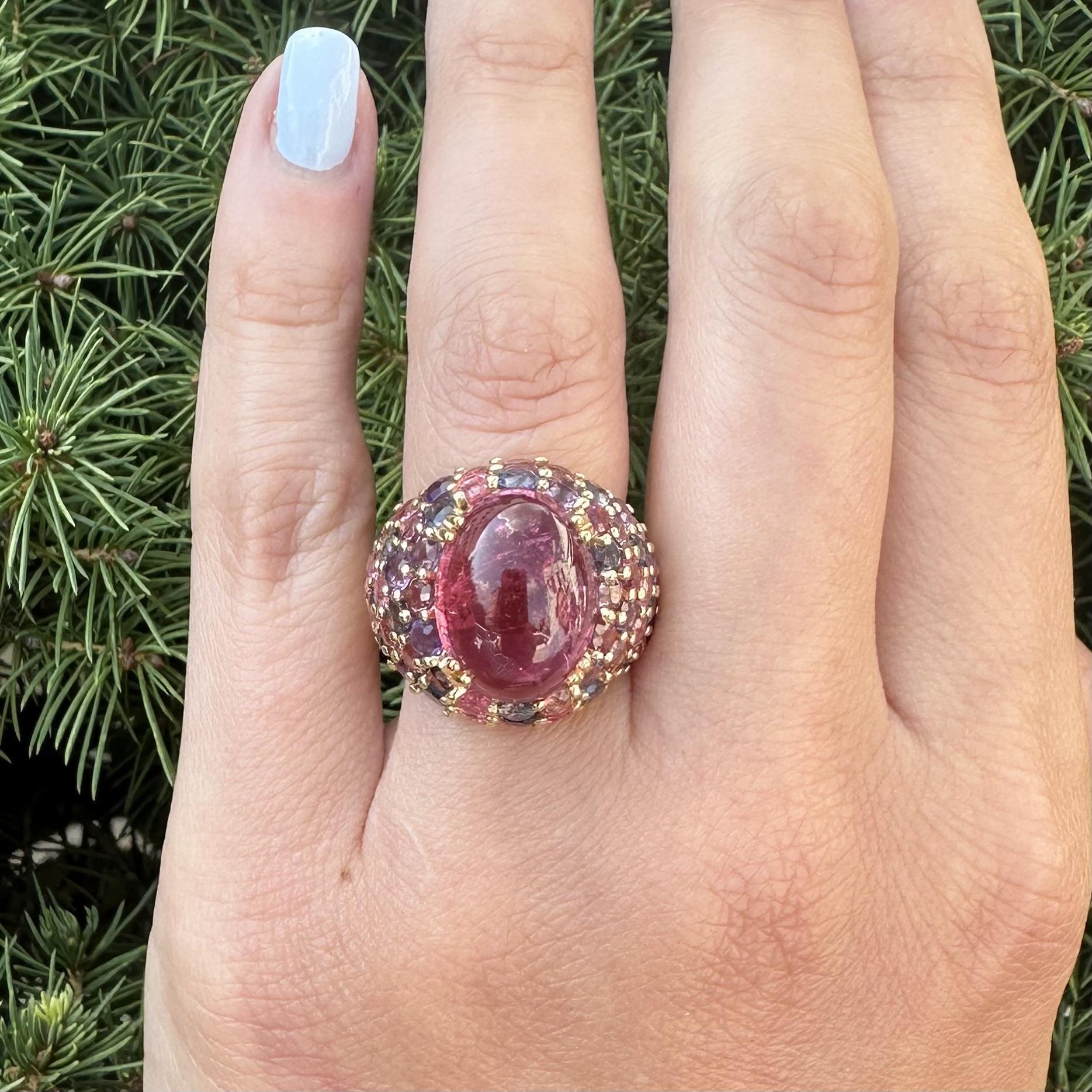 Bague en or jaune 18k Tourmaline colorée avec pierres naturelles roses et violettes en vente 2