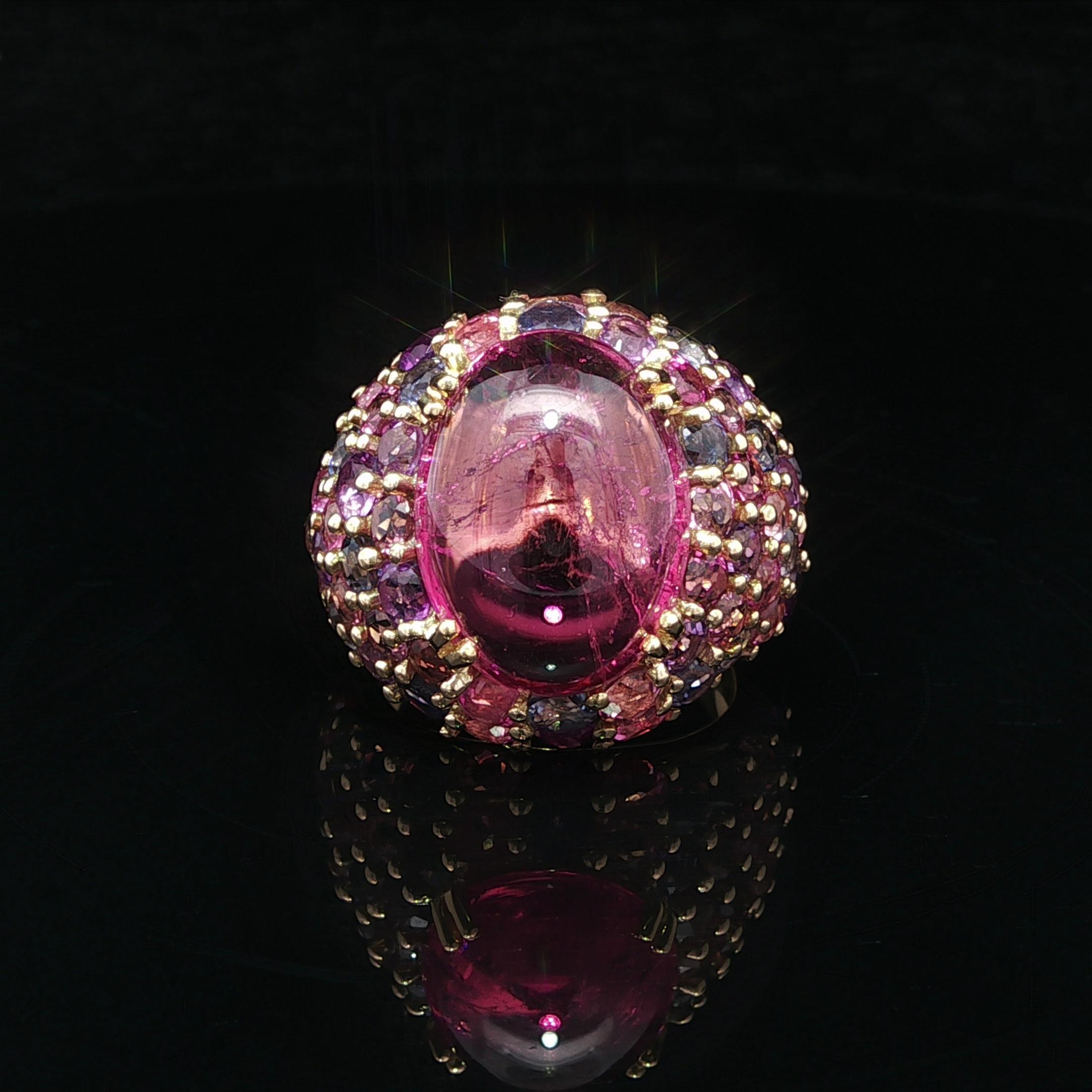 Bague en or jaune 18k Tourmaline colorée avec pierres naturelles roses et violettes en vente 4
