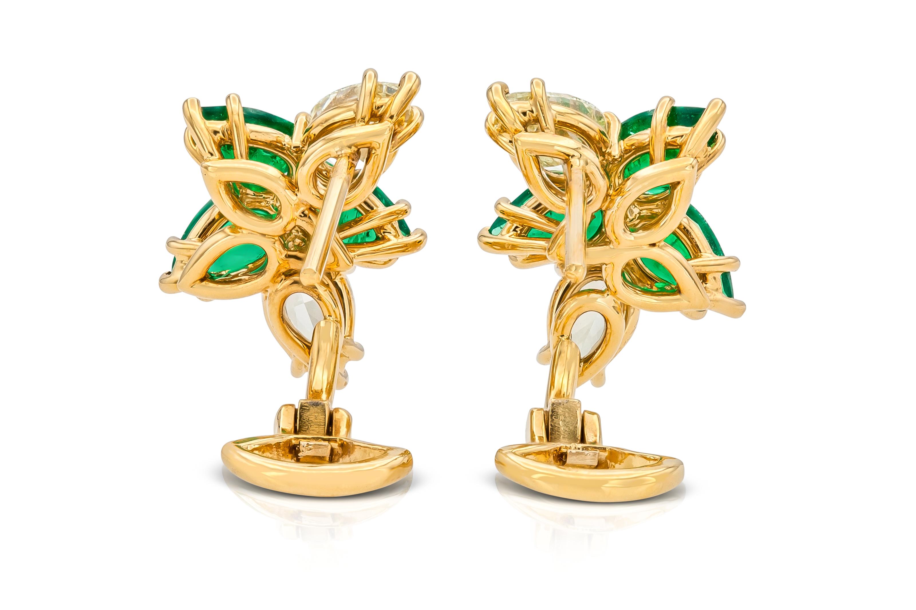 Pear Cut 18K Yellow Gold Constellation Yellow Diamond & Emerald Earrings For Sale