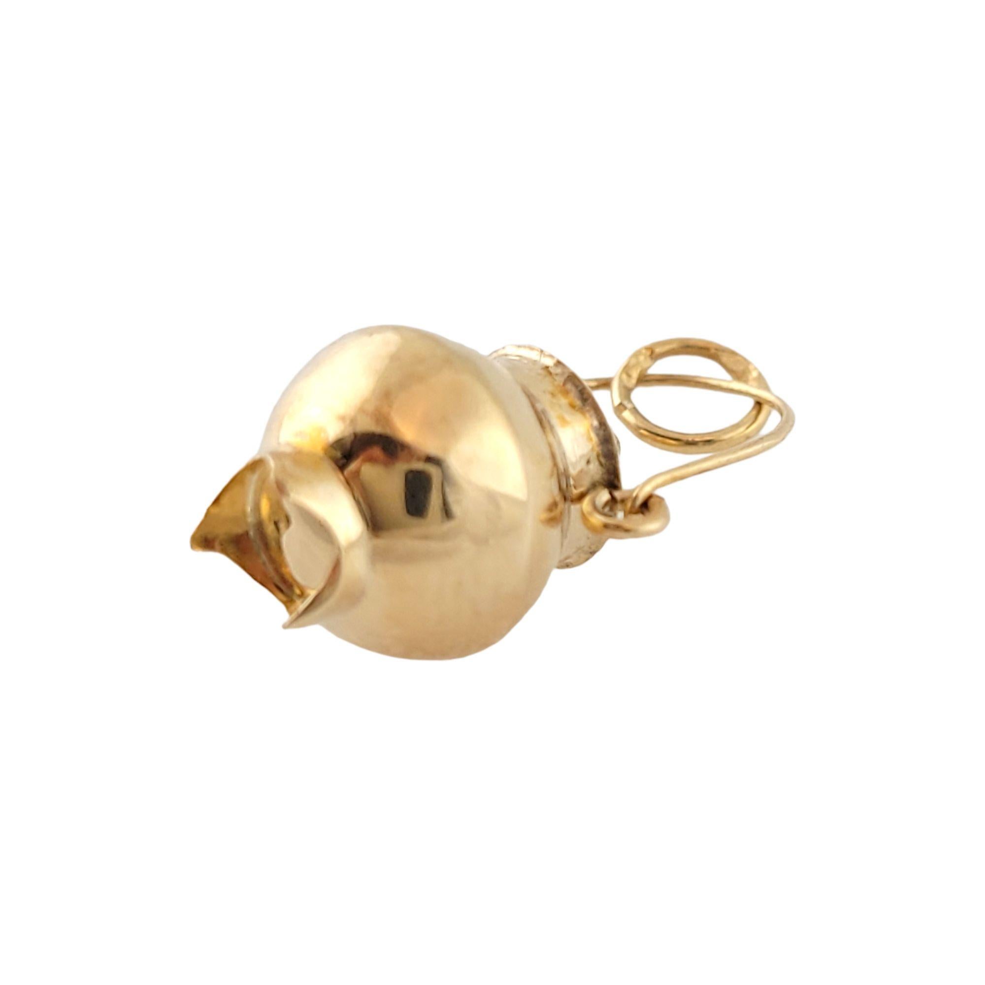 18K Yellow Gold Cooking Pot Charm #13478 In Good Condition For Sale In Washington Depot, CT