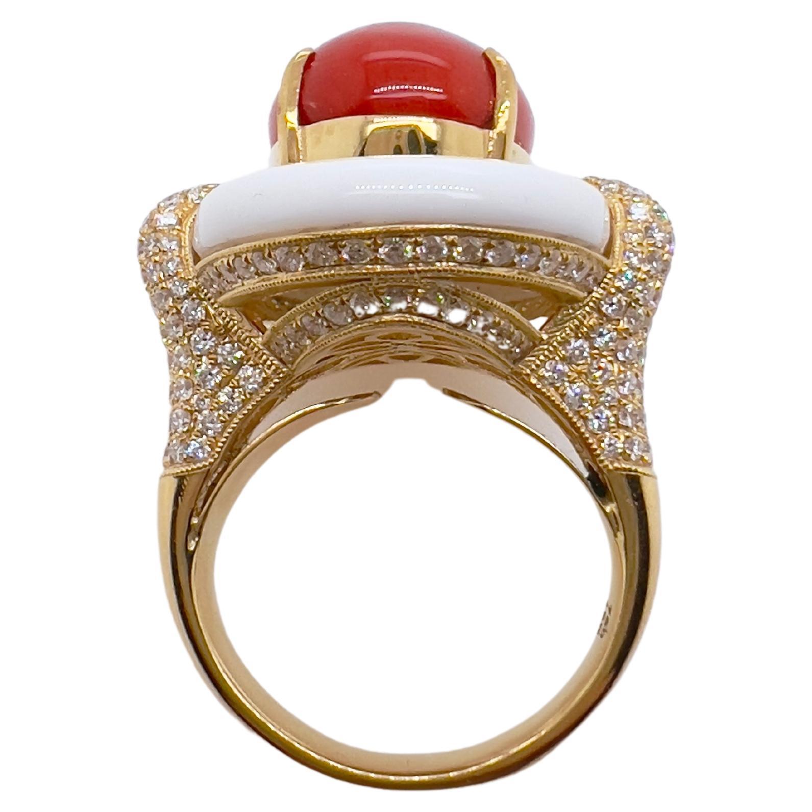 Contemporary 18k Yellow Gold Coral and White Agate Ring with Diamonds For Sale