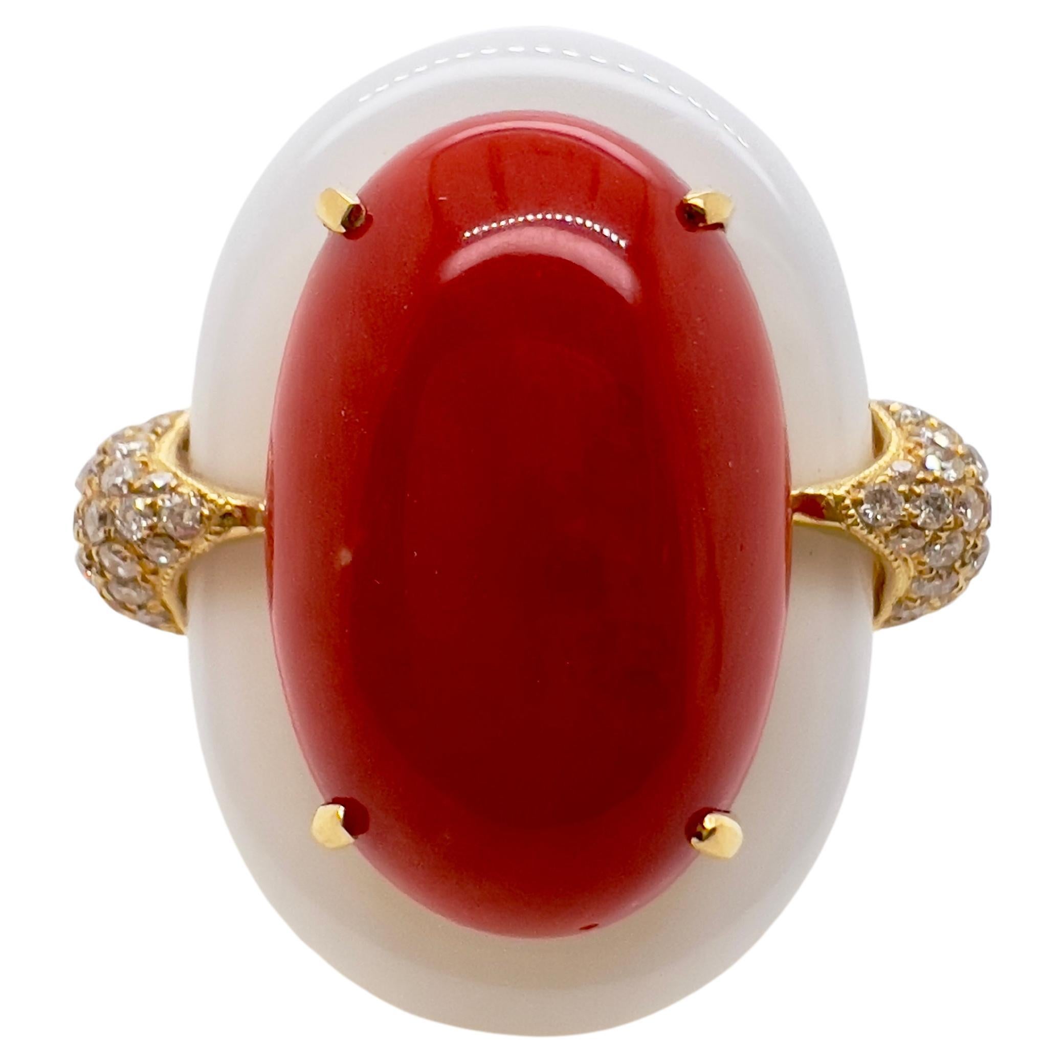 18k Yellow Gold Coral and White Agate Ring with Diamonds For Sale