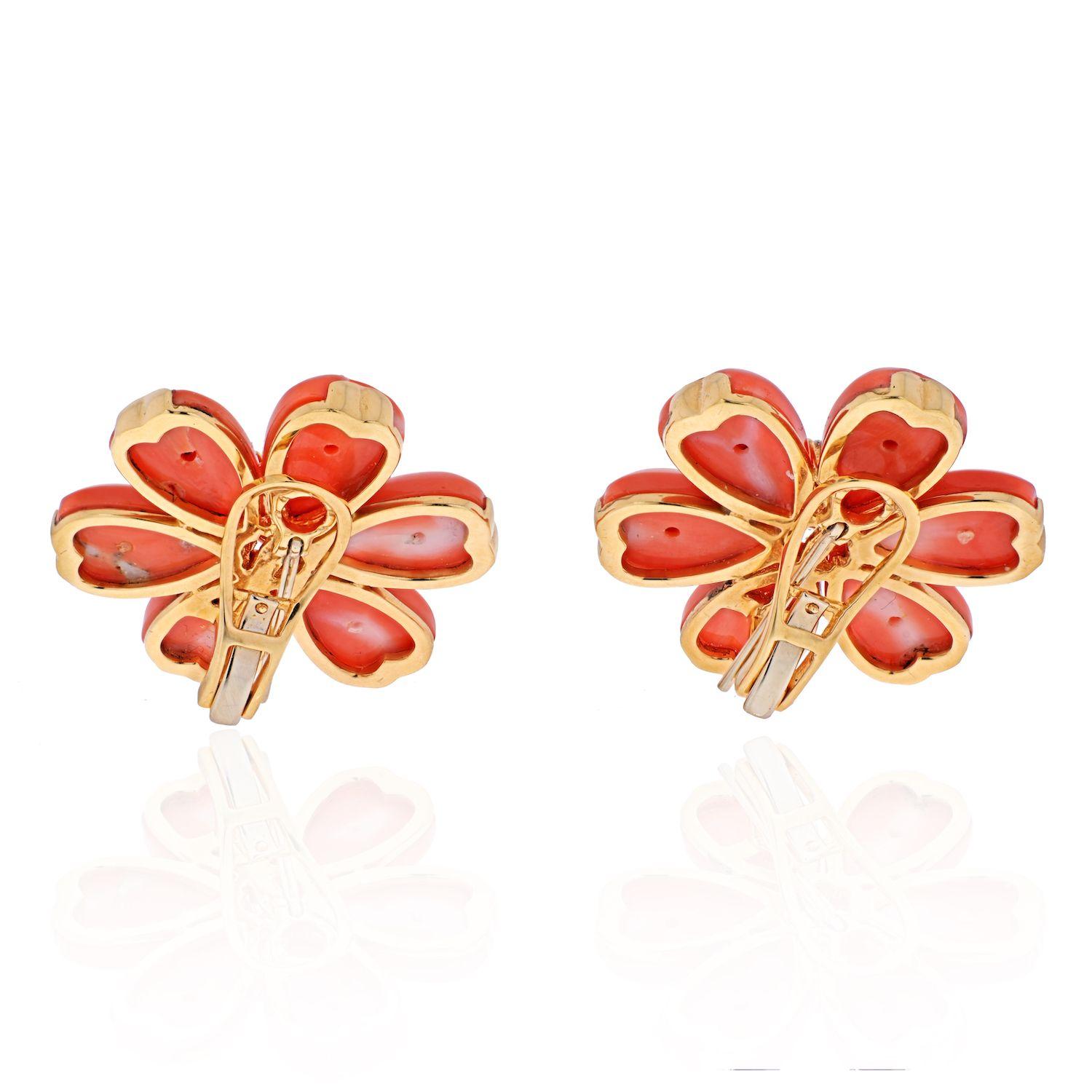 Round Cut 18k Yellow Gold Coral Flower Diamond Earrings