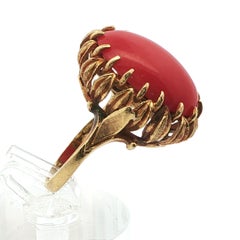 18k Yellow Gold Coral Ring