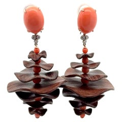 18K Gelbgold Korallen-Rosewood und Diamant-Ohrringe