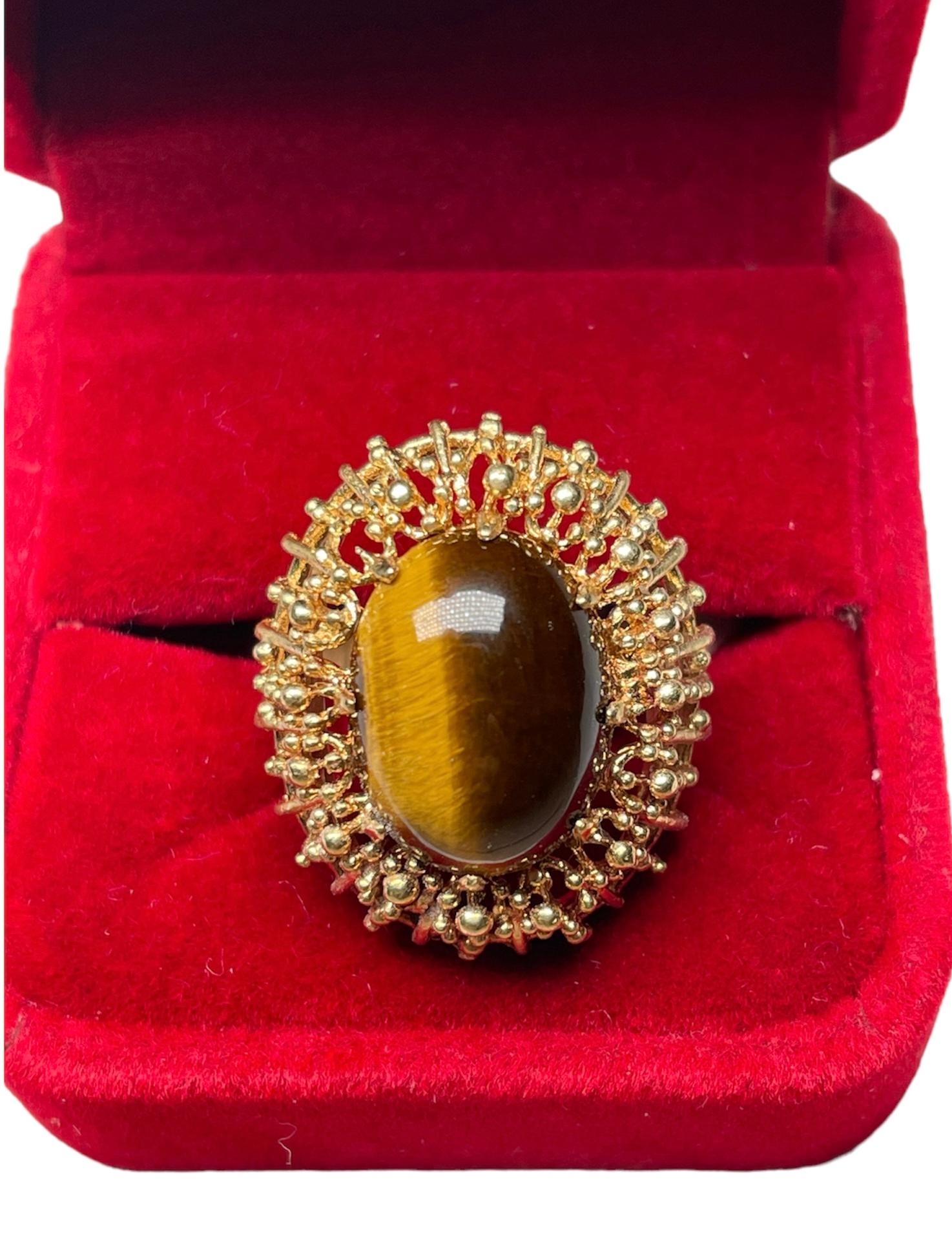 18K Yellow Gold Corletto Tiger Eye Cocktail Ring For Sale 4