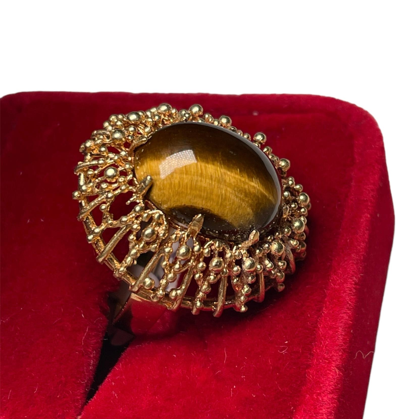 18K Yellow Gold Corletto Tiger Eye Cocktail Ring For Sale 5