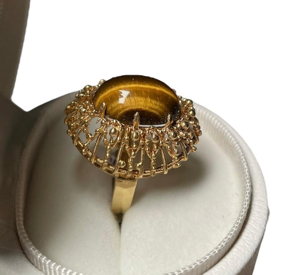 18K Yellow Gold Corletto Tiger Eye Cocktail Ring For Sale 8