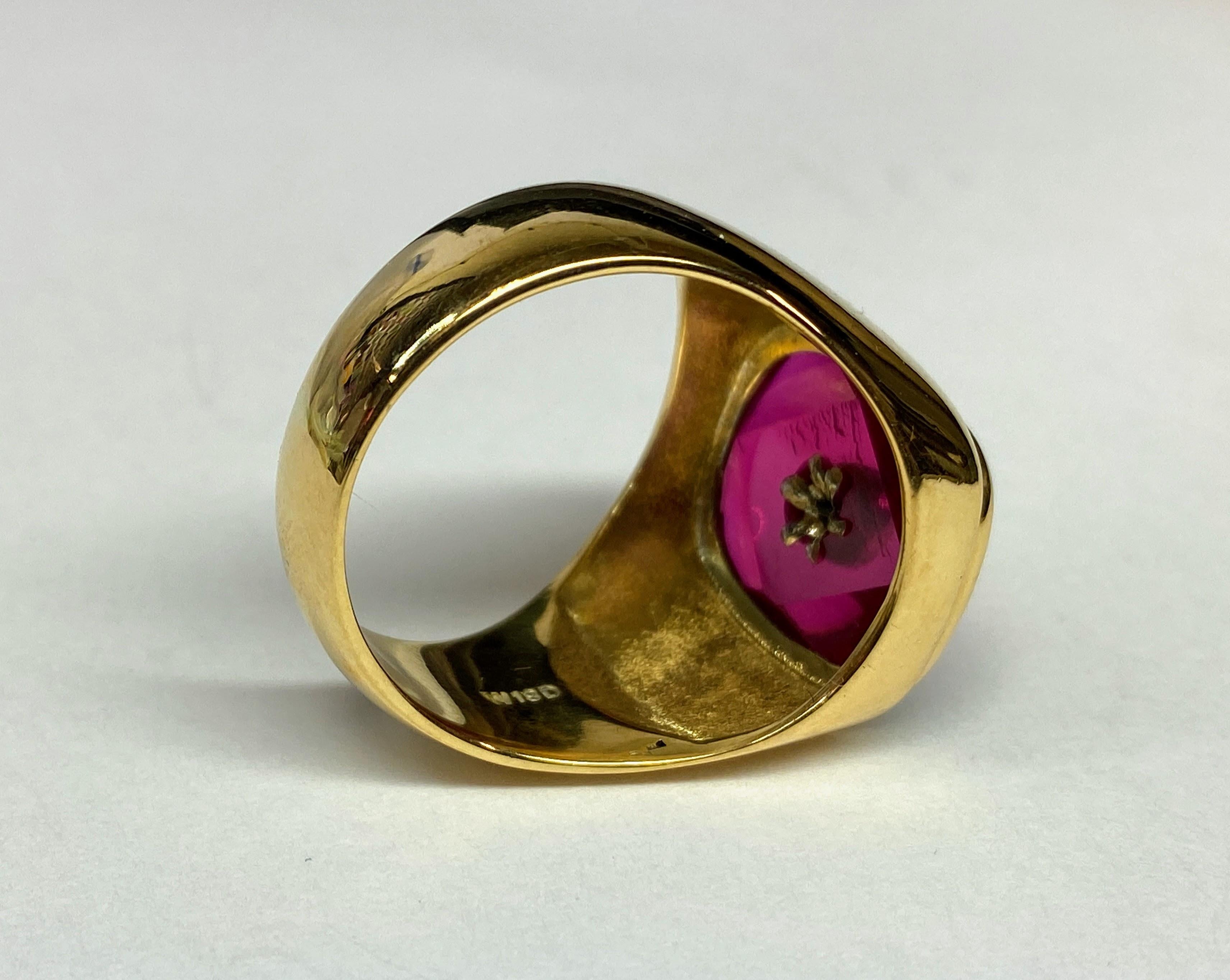 18K Yellow Gold Created Ruby & Brilliant Diamond Signet Square Ring Size 12.5 For Sale 4