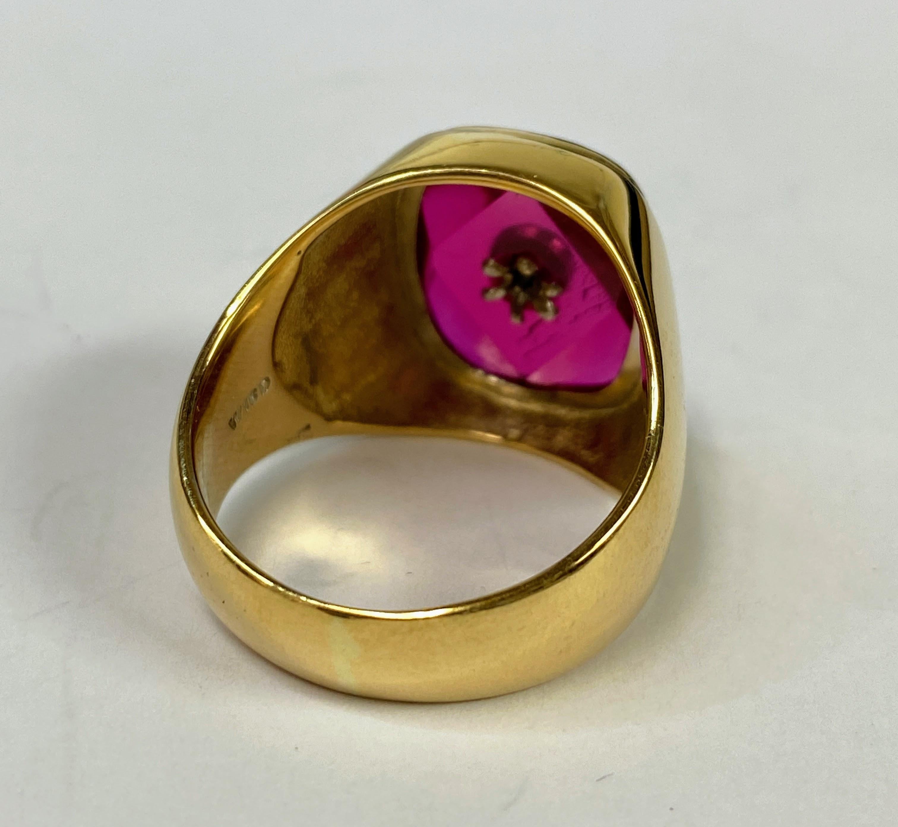 18K Yellow Gold Created Ruby & Brilliant Diamond Signet Square Ring Size 12.5 For Sale 2