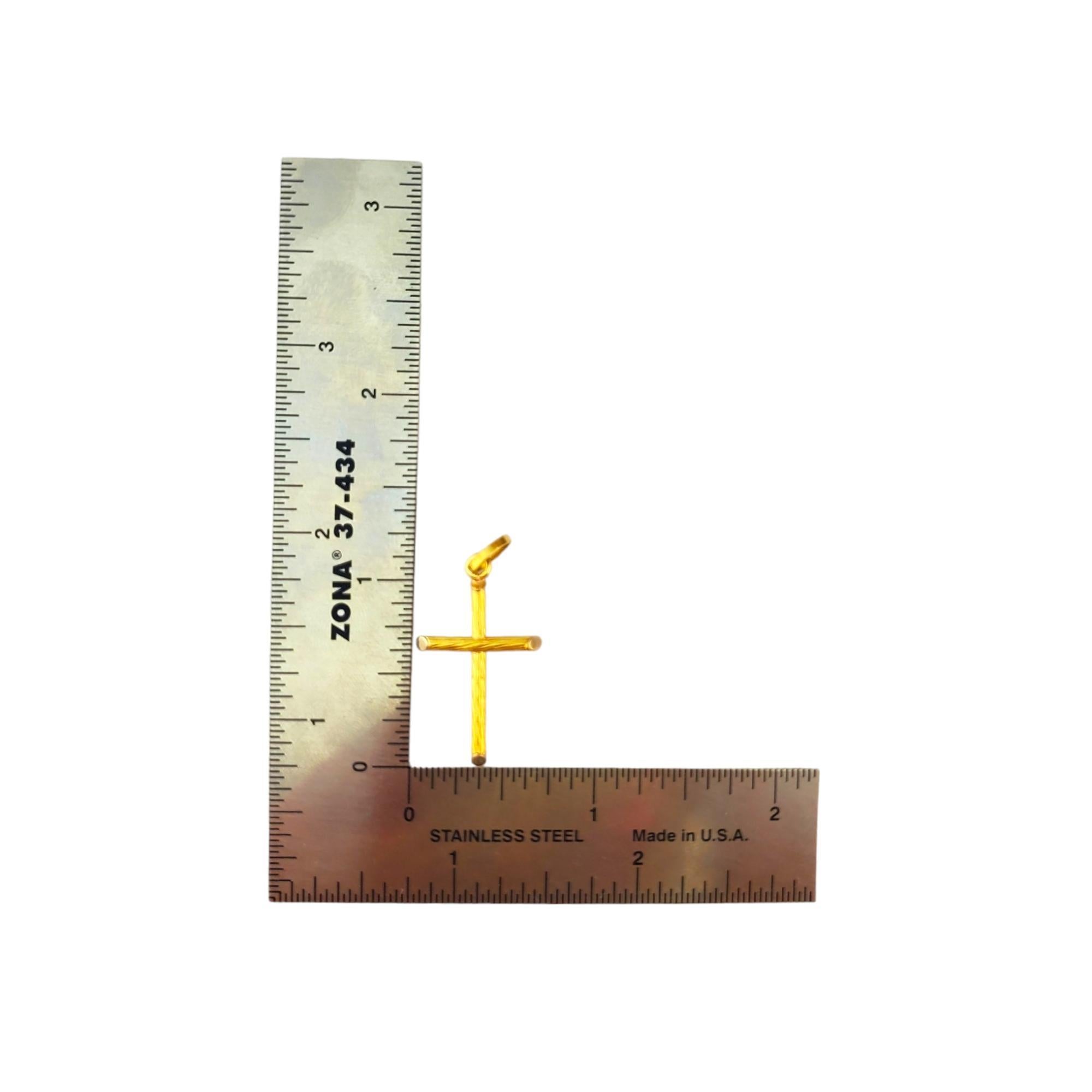 18K Yellow Gold Cross Pendant Toothpick Style Bark Finish #17933 4