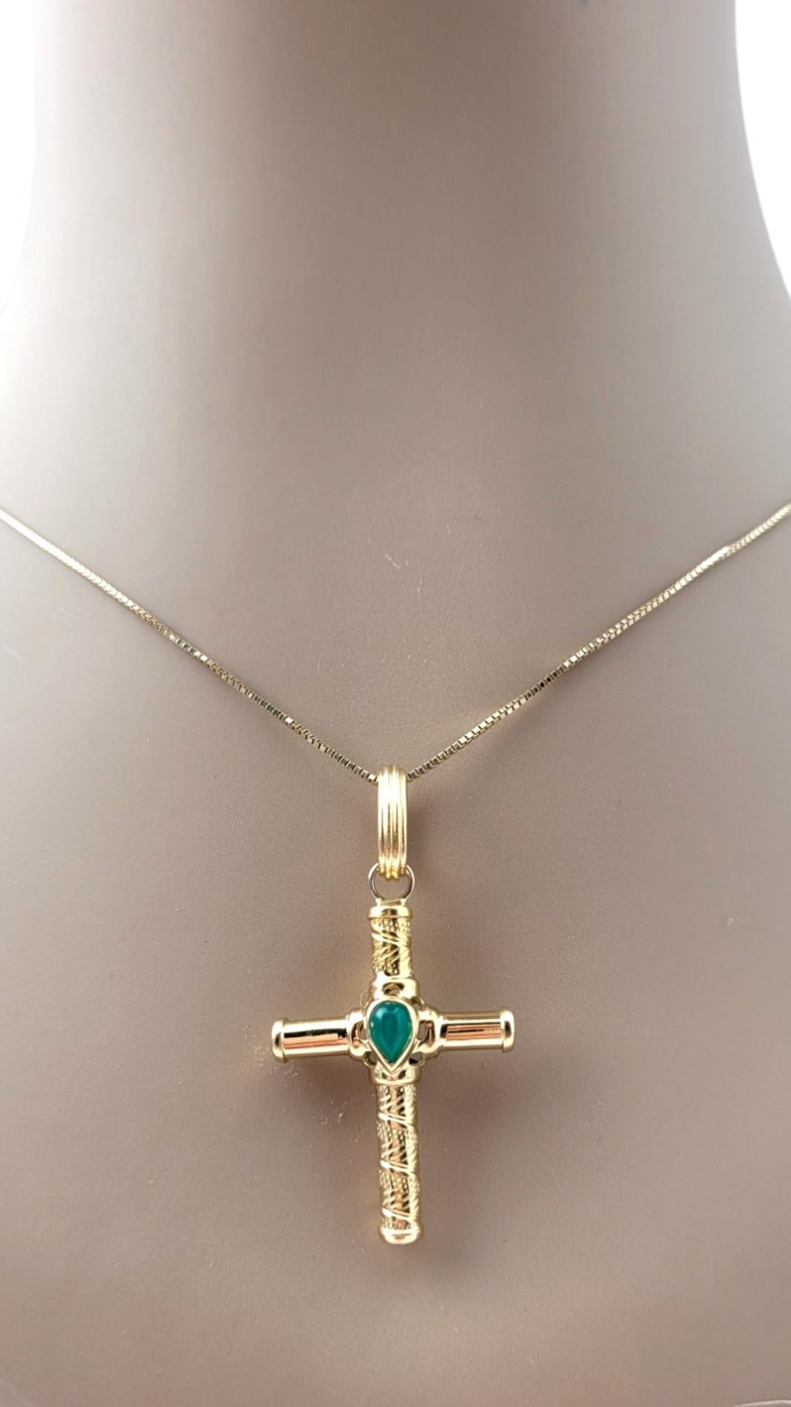Pendentif croix en or jaune 18 carats avec cabochon vert en forme de poire n° 20320 en vente 5
