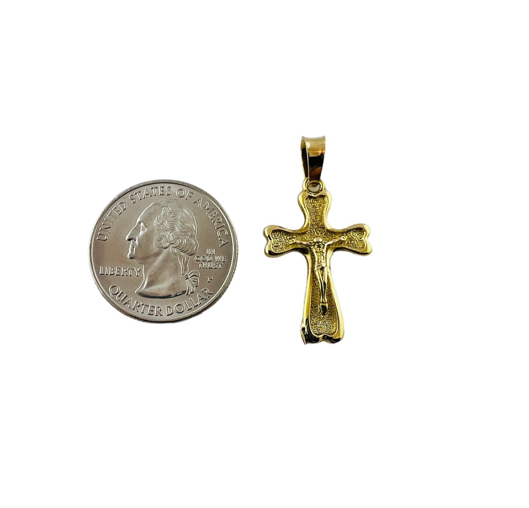 18K Yellow Gold Crucifix Cross Pendant #15443 For Sale 4
