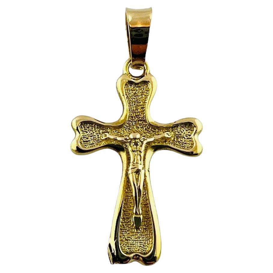 18K Yellow Gold Crucifix Cross Pendant #15443 For Sale