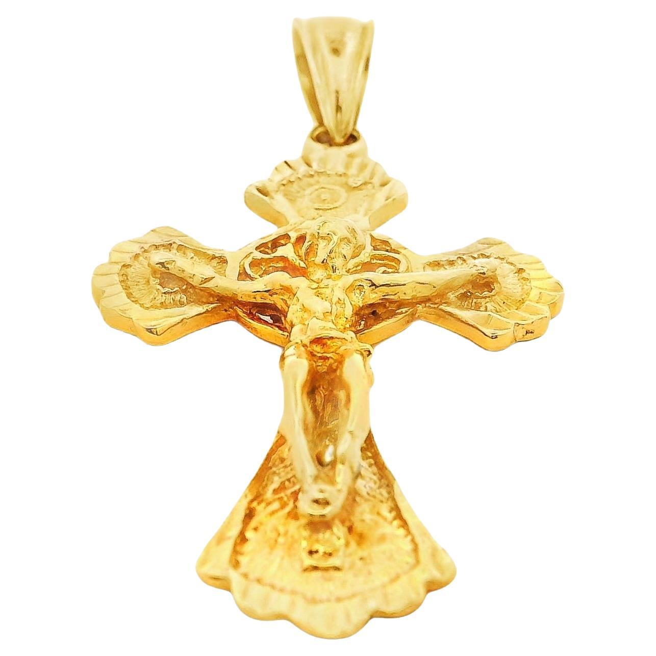 18k Yellow Gold Crucifix Jesus Christ Cross Pendant im Angebot