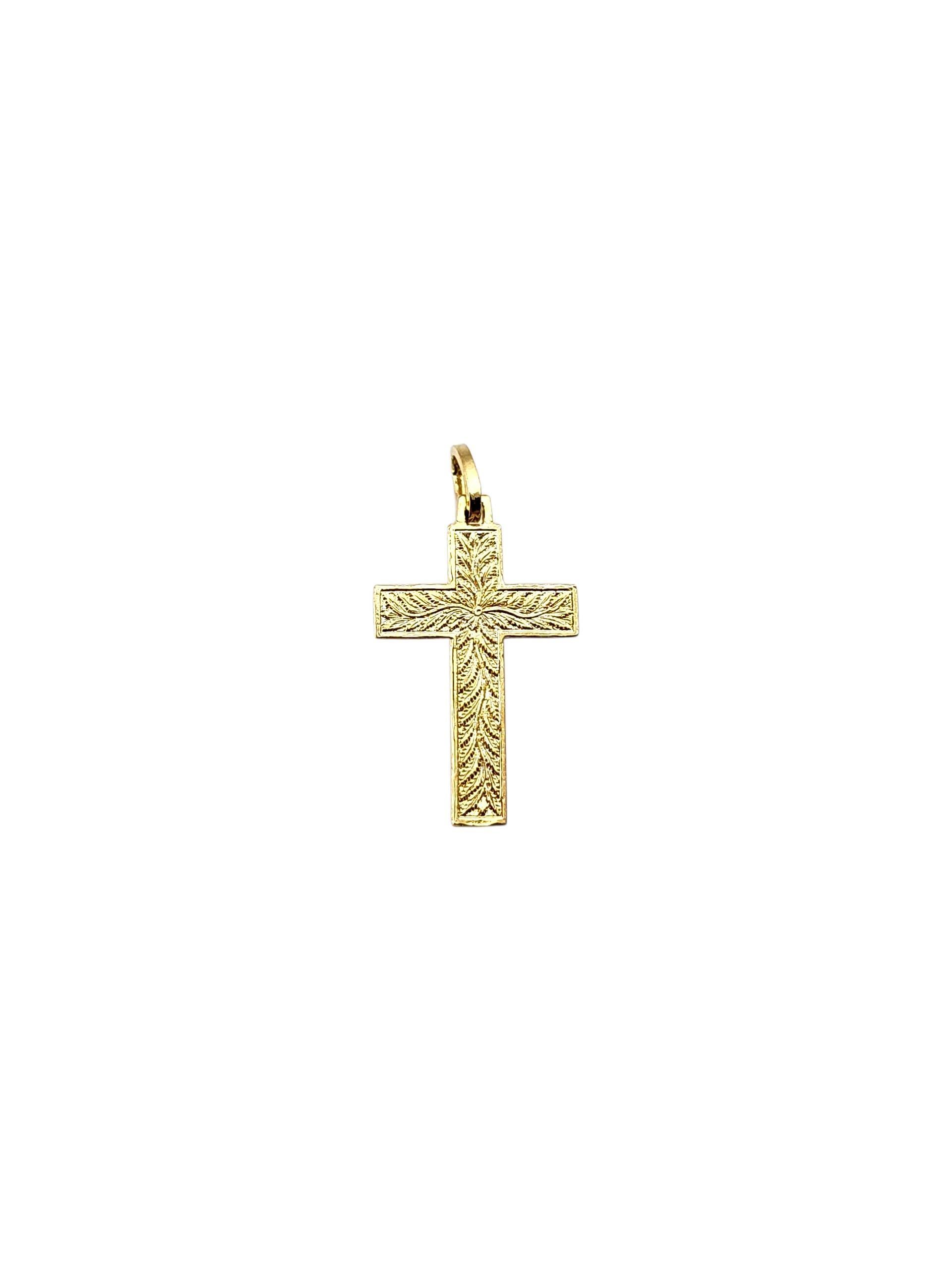 Pendentif Crucifix en or jaune 18K #21997 Bon état - En vente à Washington Depot, CT