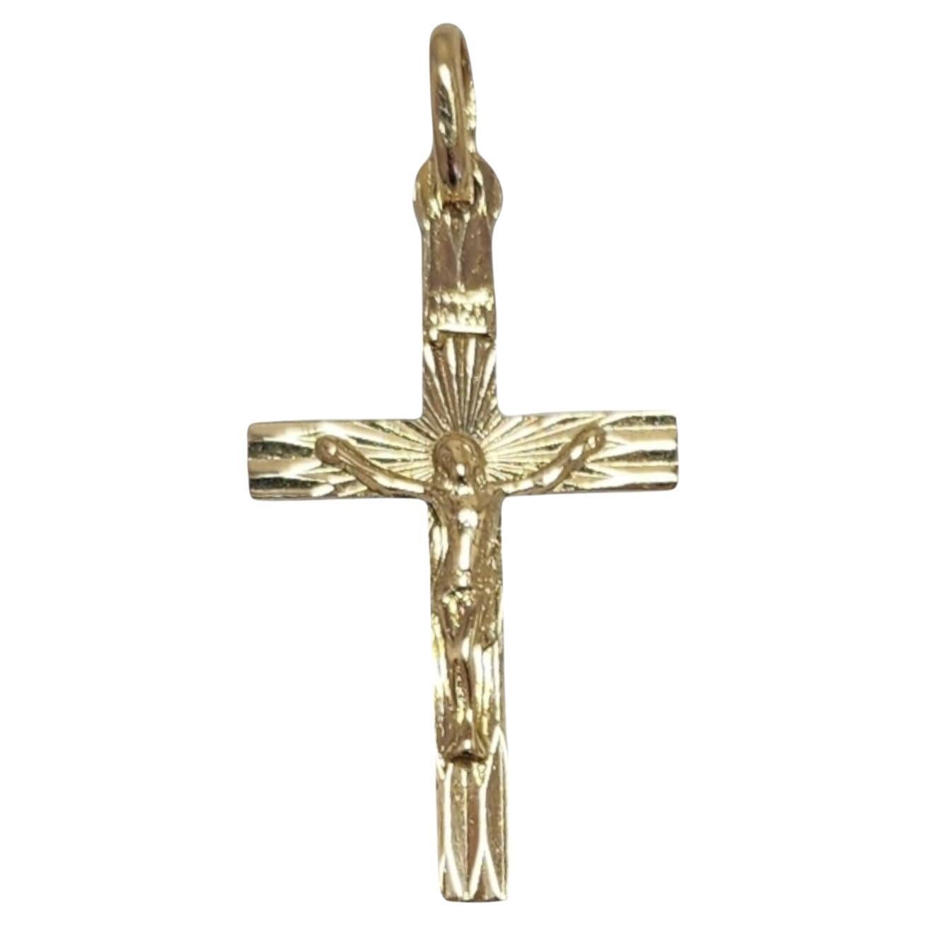 18K Yellow Gold Crucifix Pendant #24112