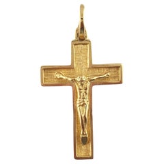 Vintage 18K Yellow Gold Crucifix Pendant