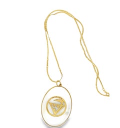 18k Yellow Gold Crystal Quartz "Pisces" Zodiac Sign Pendant