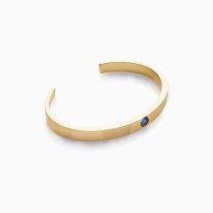 18K Yellow Gold Cuff Bracelet with 0.70 Carat Sapphire