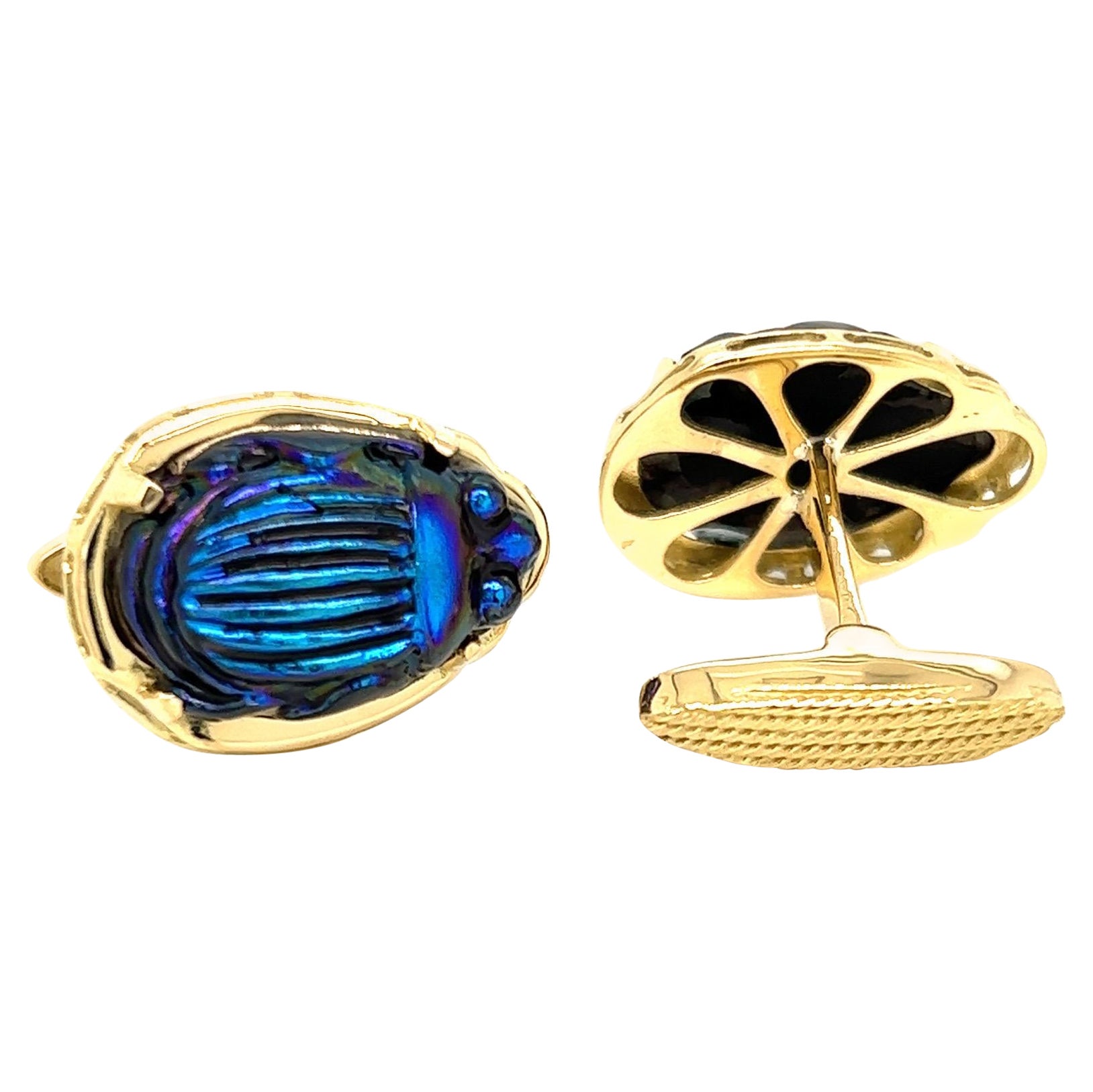 Manschettenknöpfe aus 18 Karat Gelbgold mit Vintage Tiffany Favrile Kobaltblauenen Glasschalen und Skarabäus