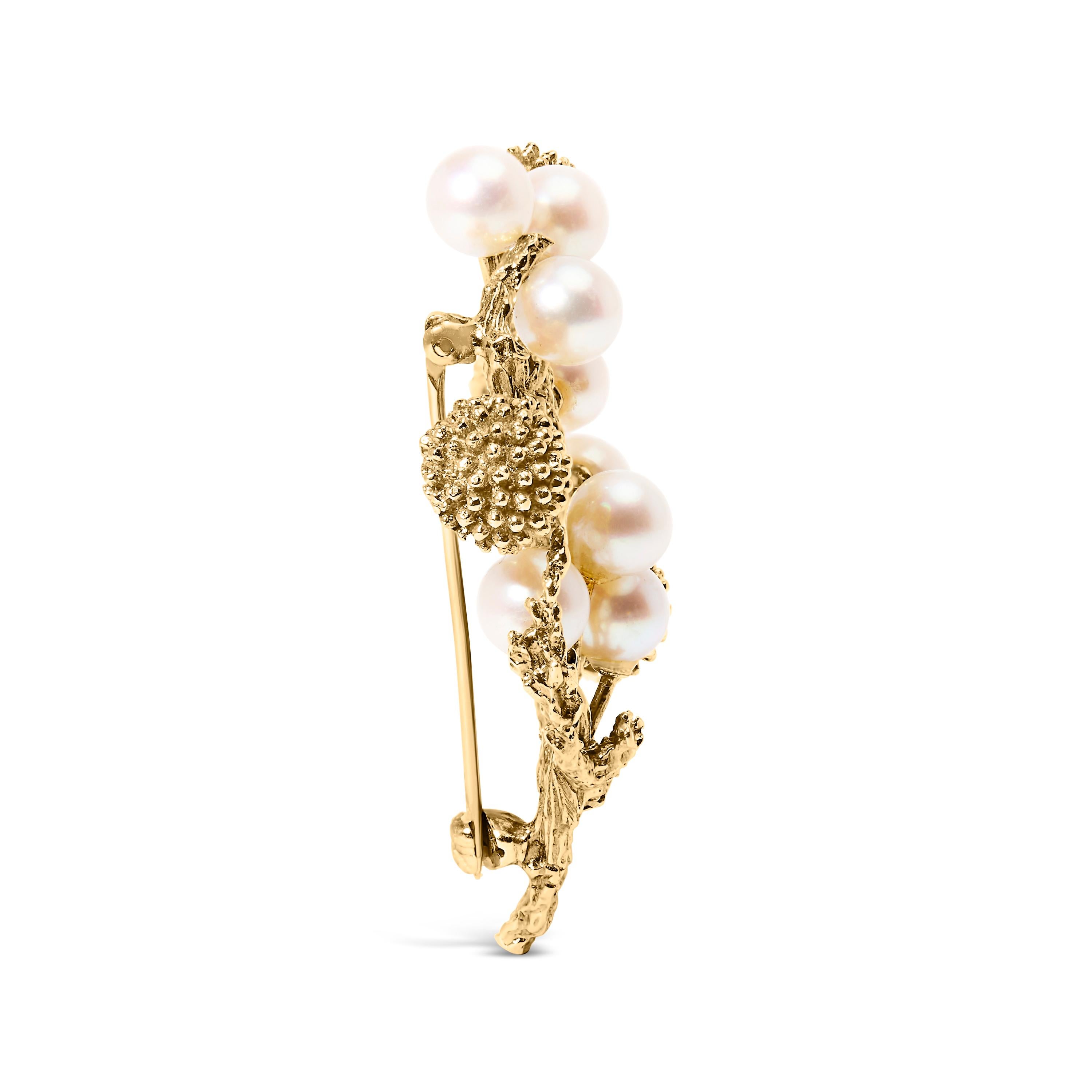 Modern 18K Yellow Gold Cultured Akoya Pearl Tree Branch Brooch Pin with Hammered Polish For Sale