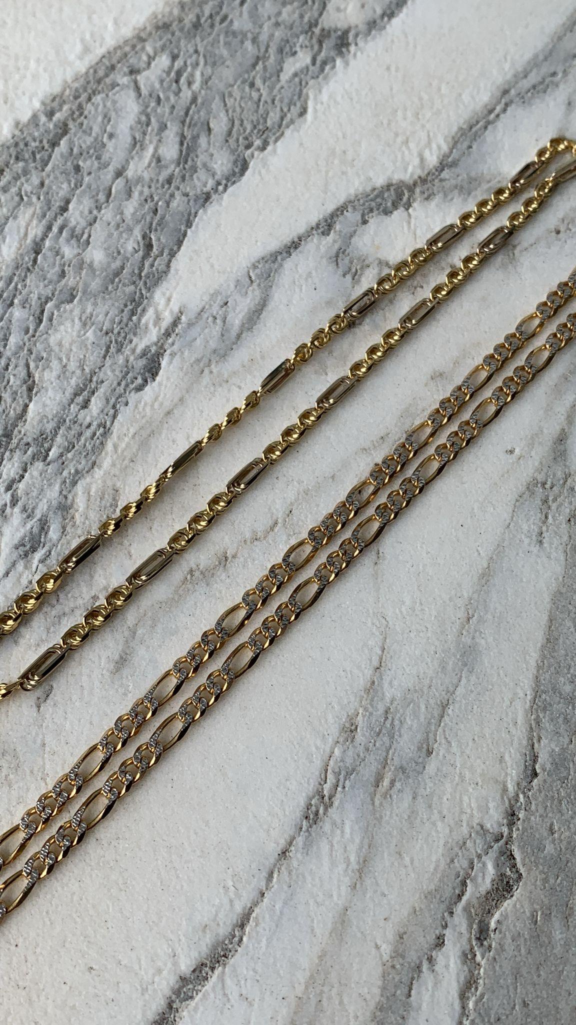 18k yellow gold curb link style chain with white gold detail  6